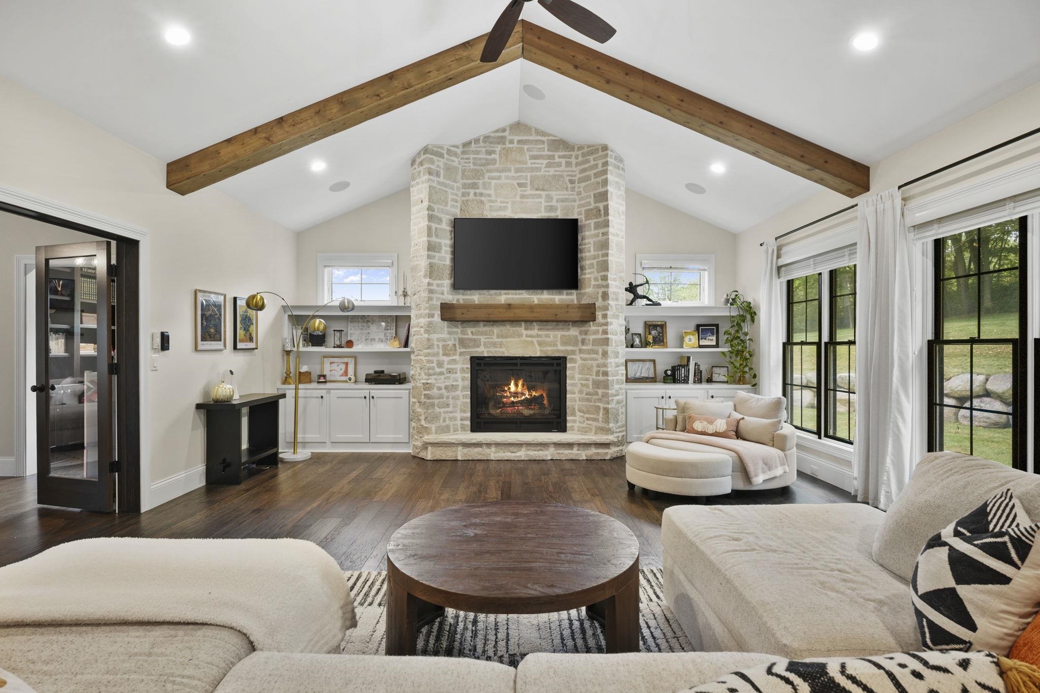 2257 Dyreson Road