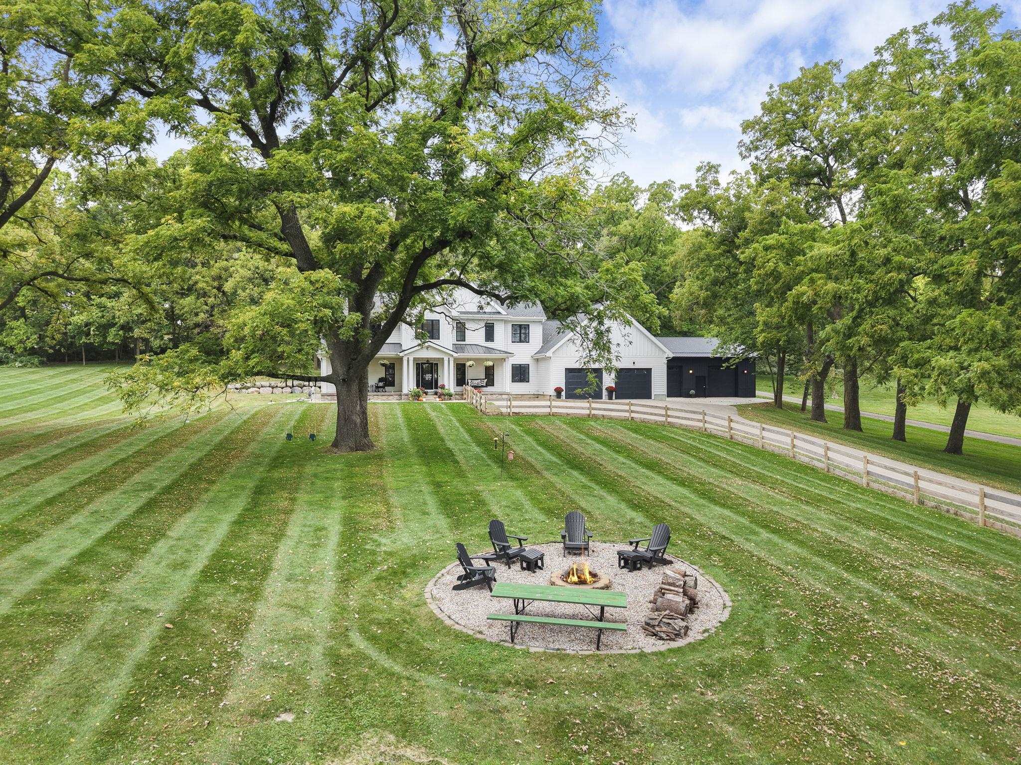 2257 Dyreson Road