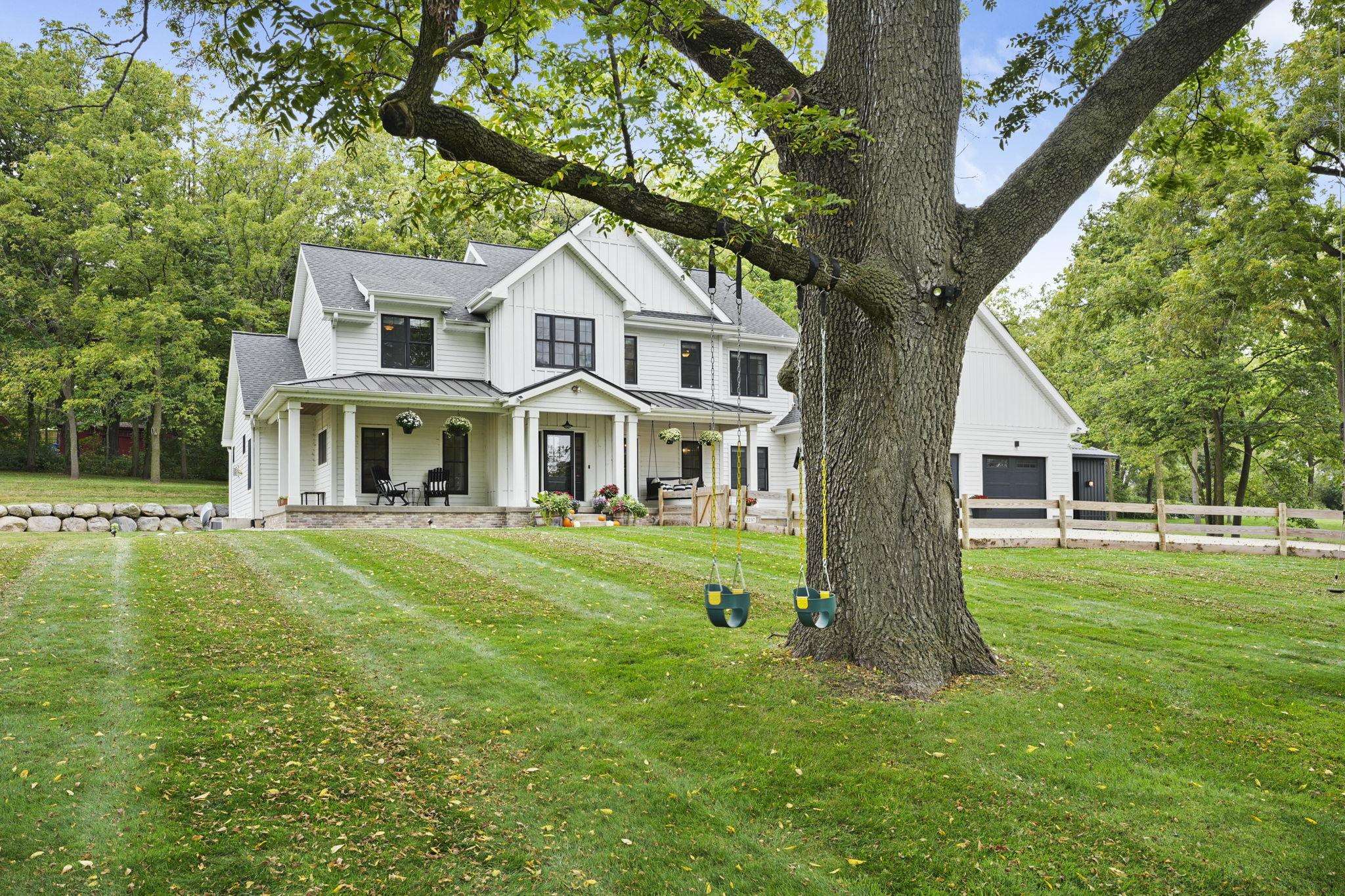 2257 Dyreson Road