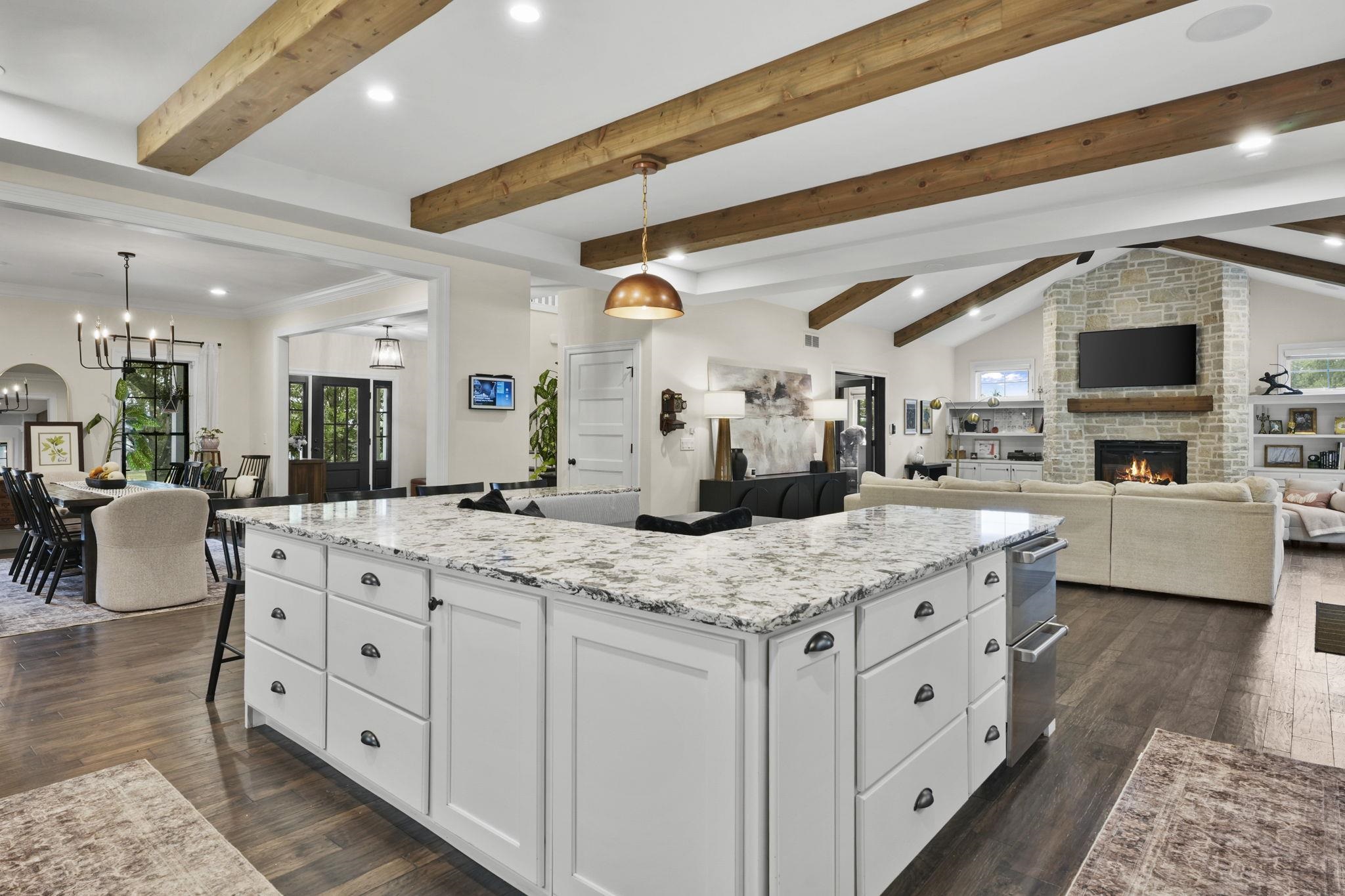 2257 Dyreson Road
