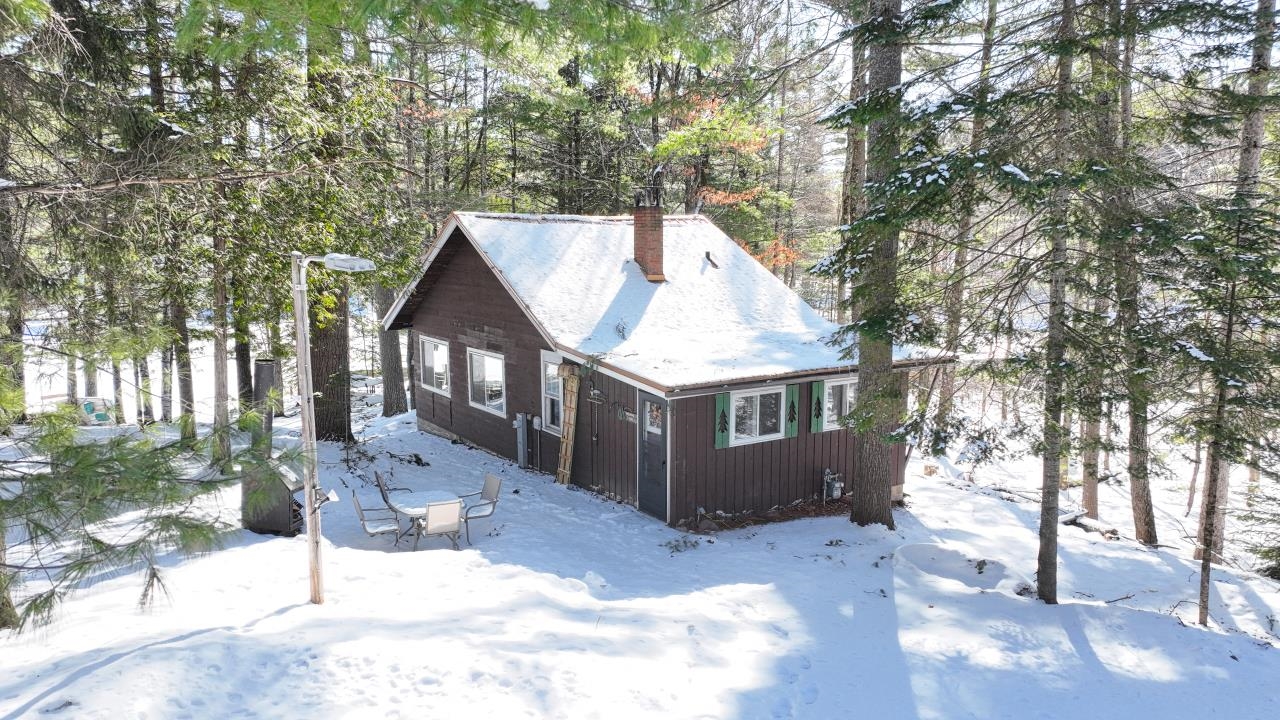 1090 Gibney Lane