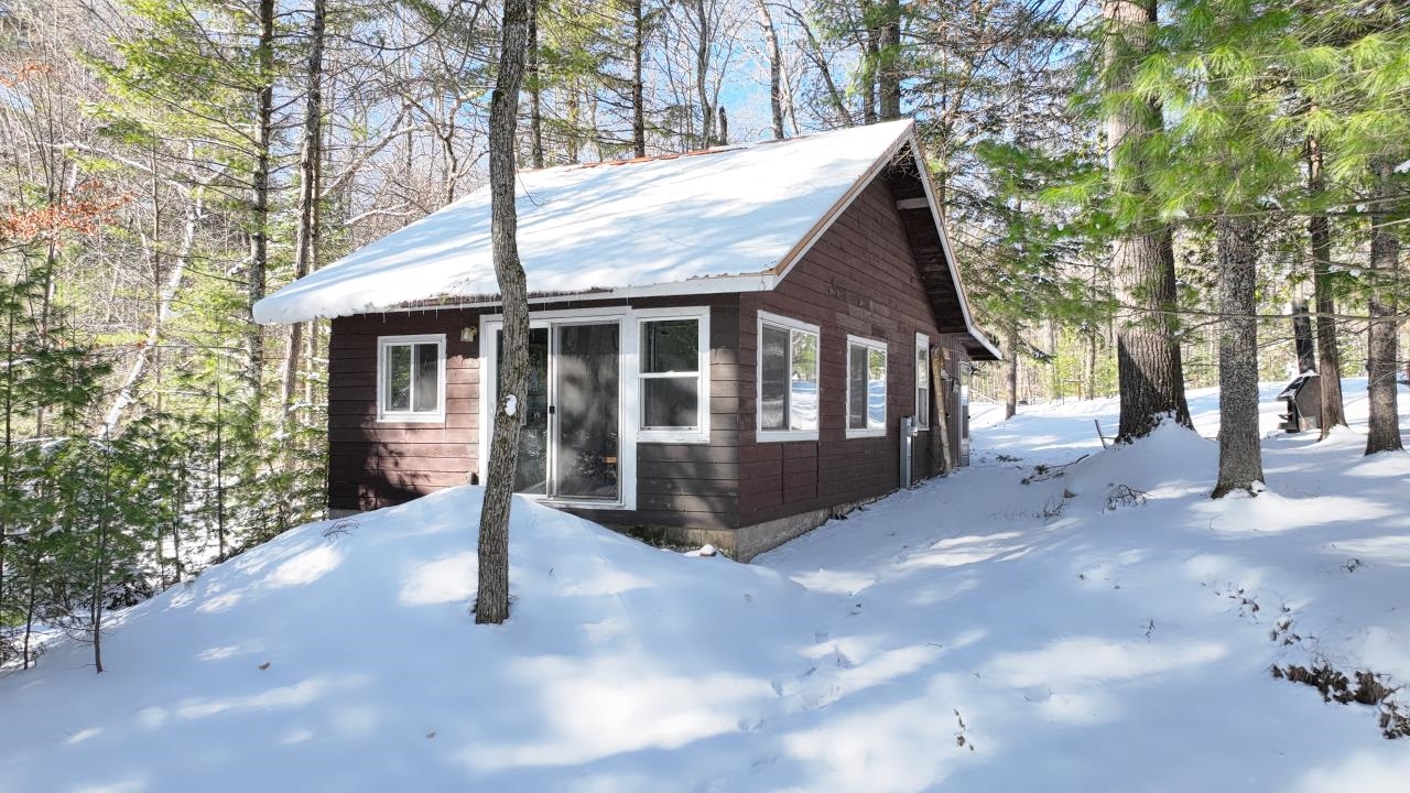 1090 Gibney Lane