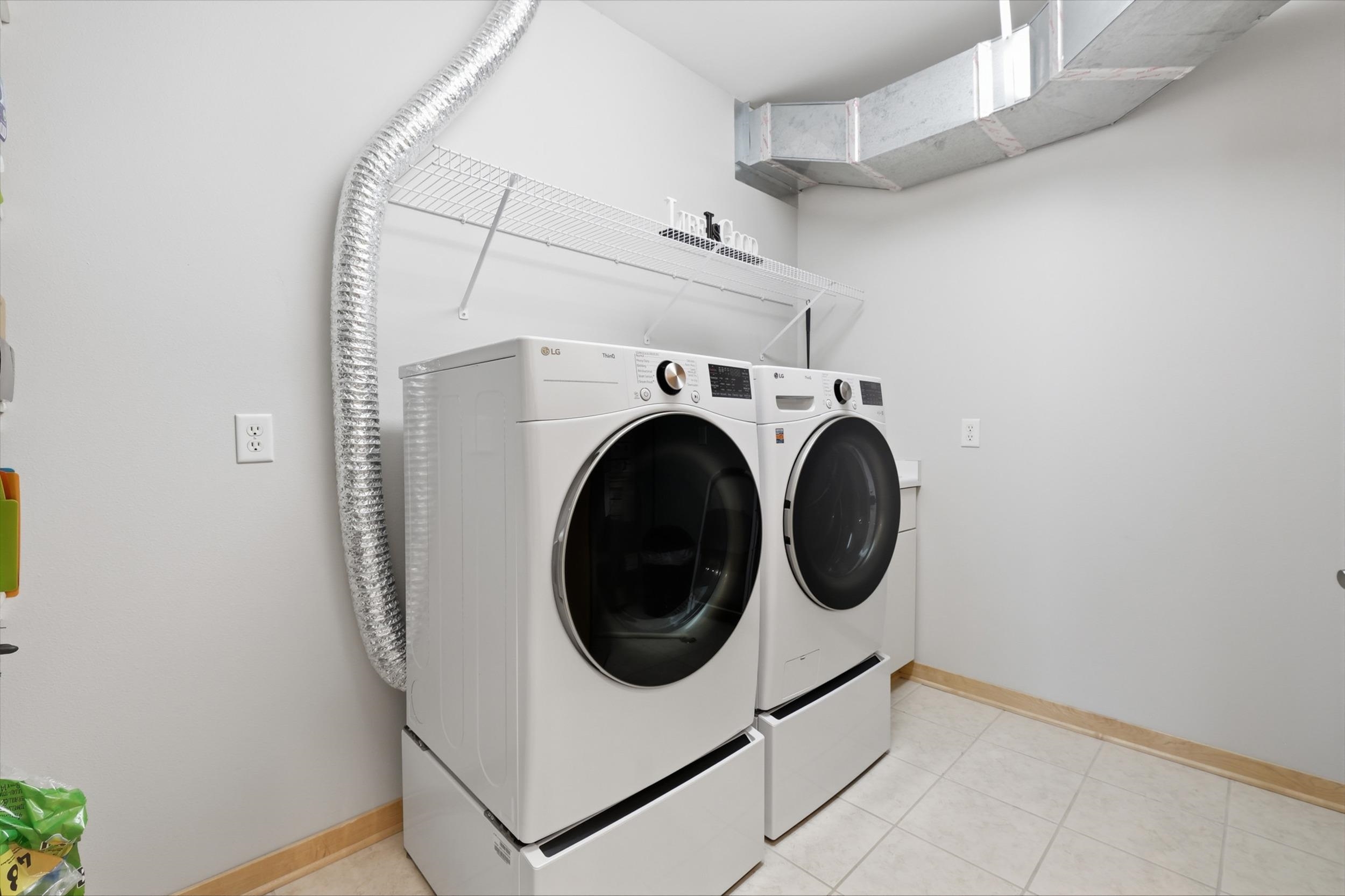 1101 Hamilton Street 204