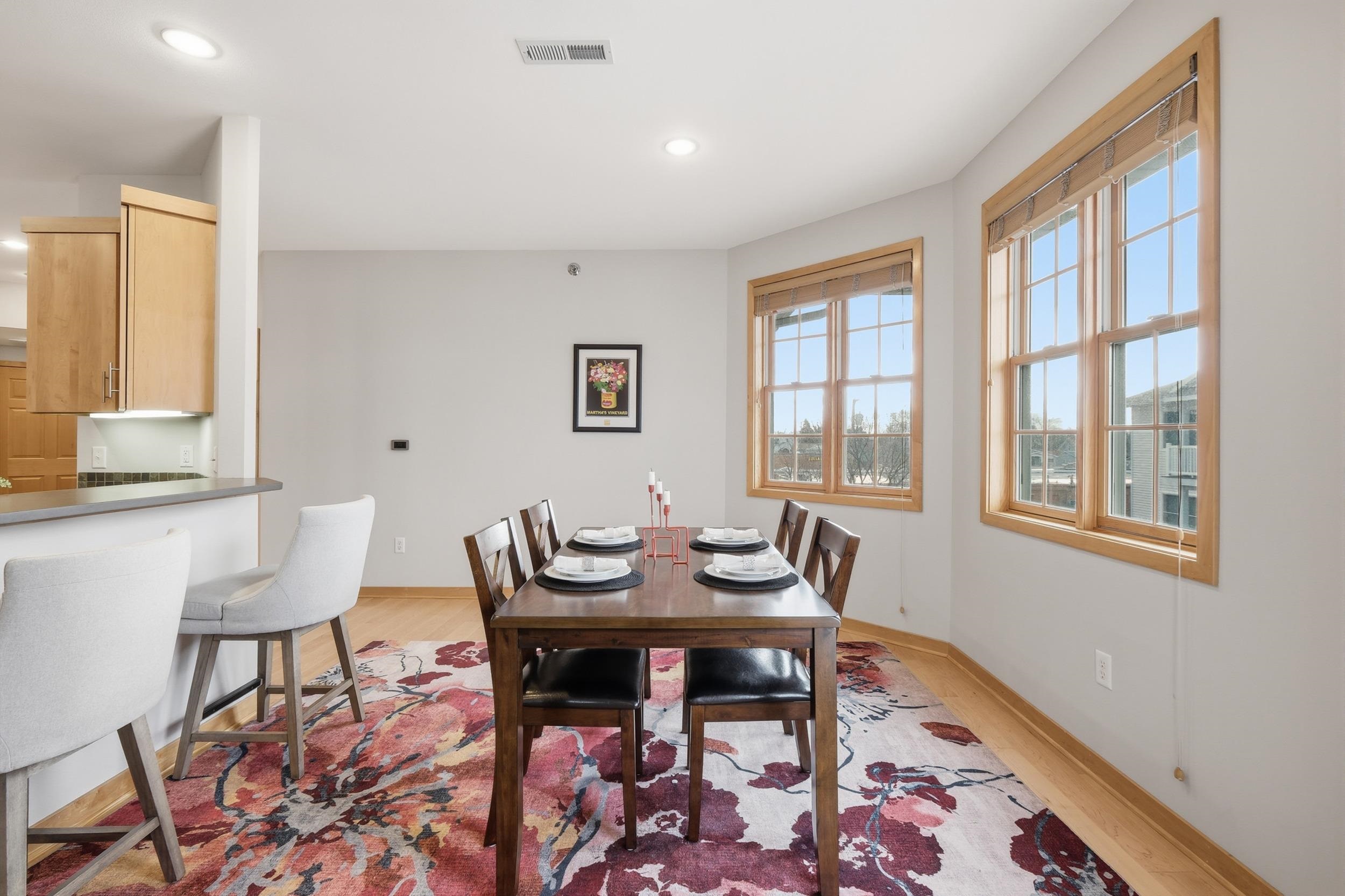 1101 Hamilton Street 204