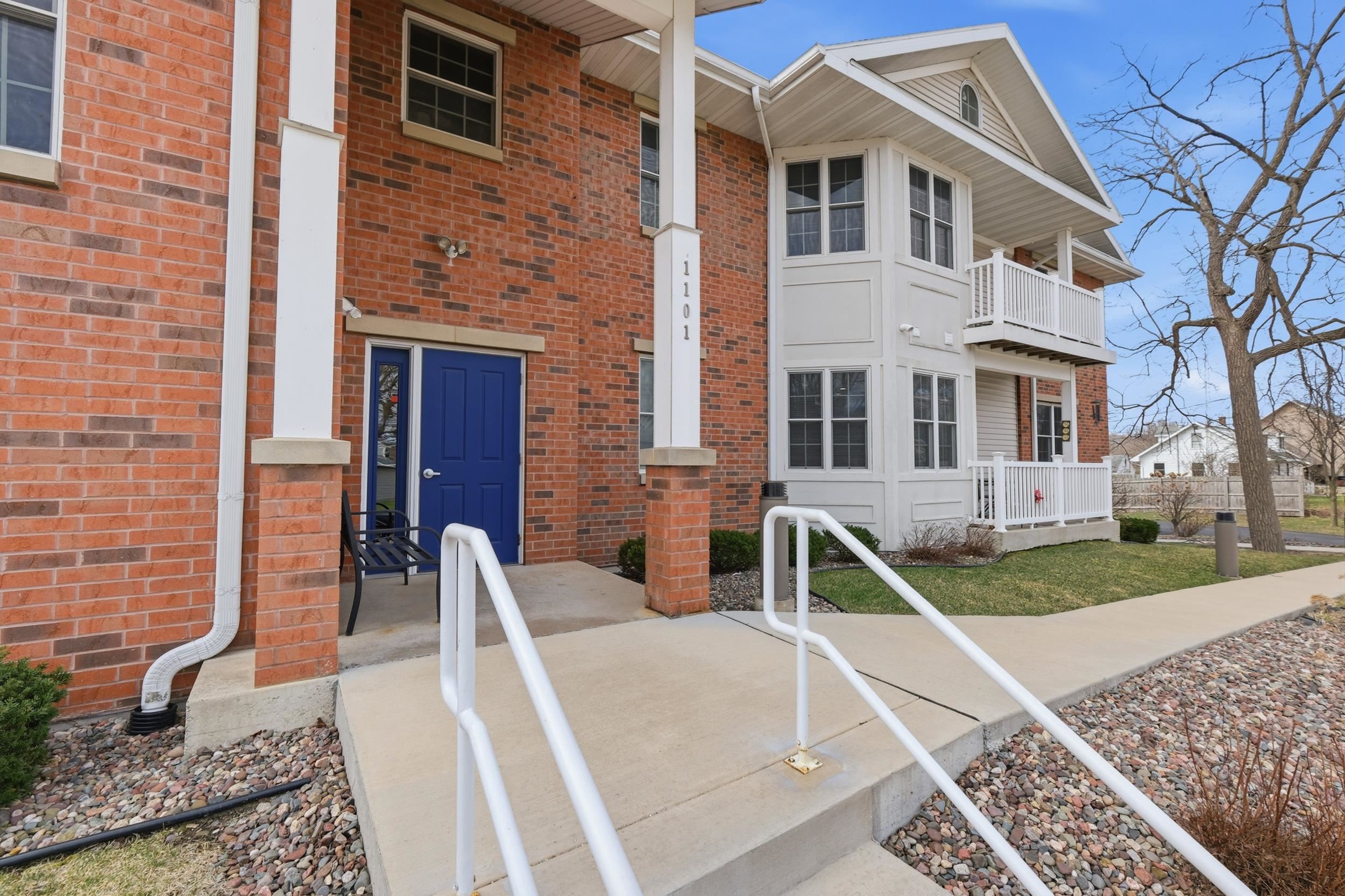 1101 Hamilton Street 204