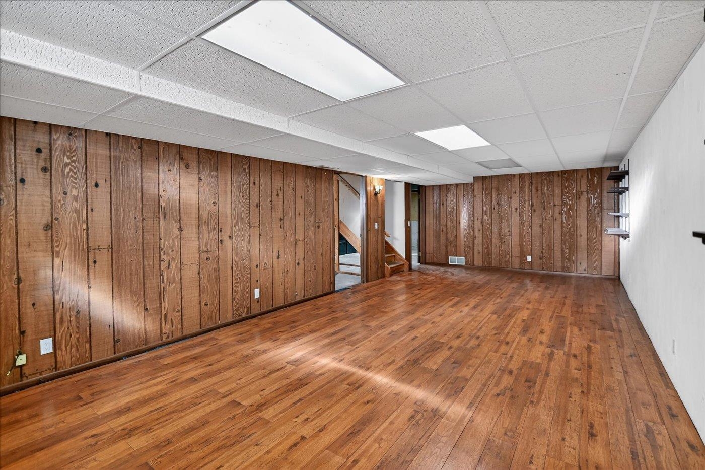 499 Hyland Drive