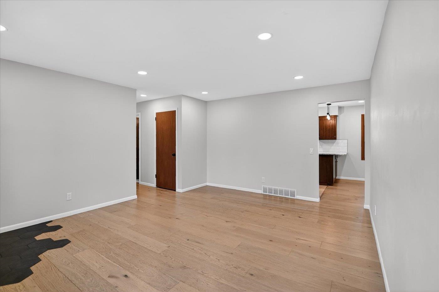 499 Hyland Drive