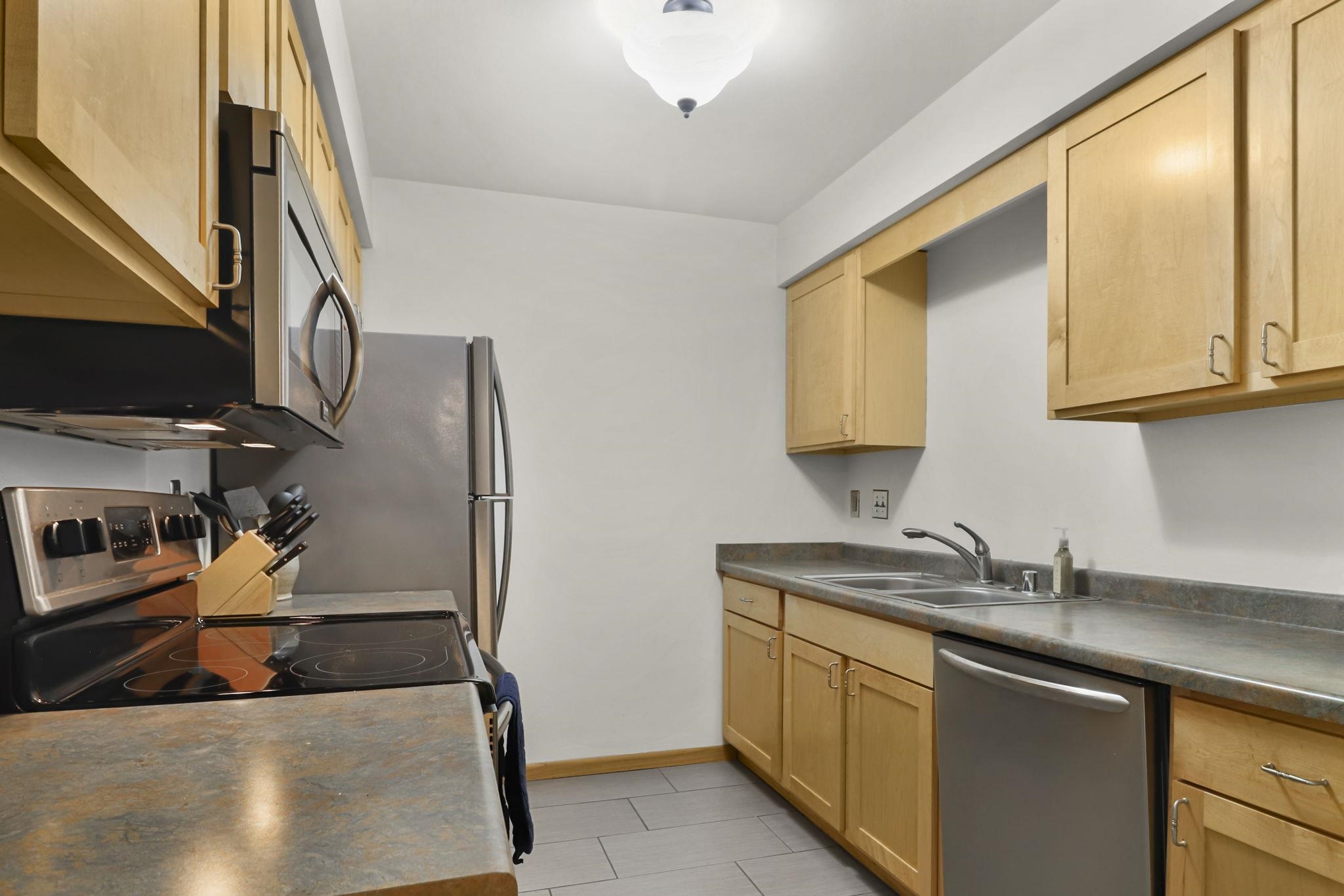 50 Whitcomb Circle 5