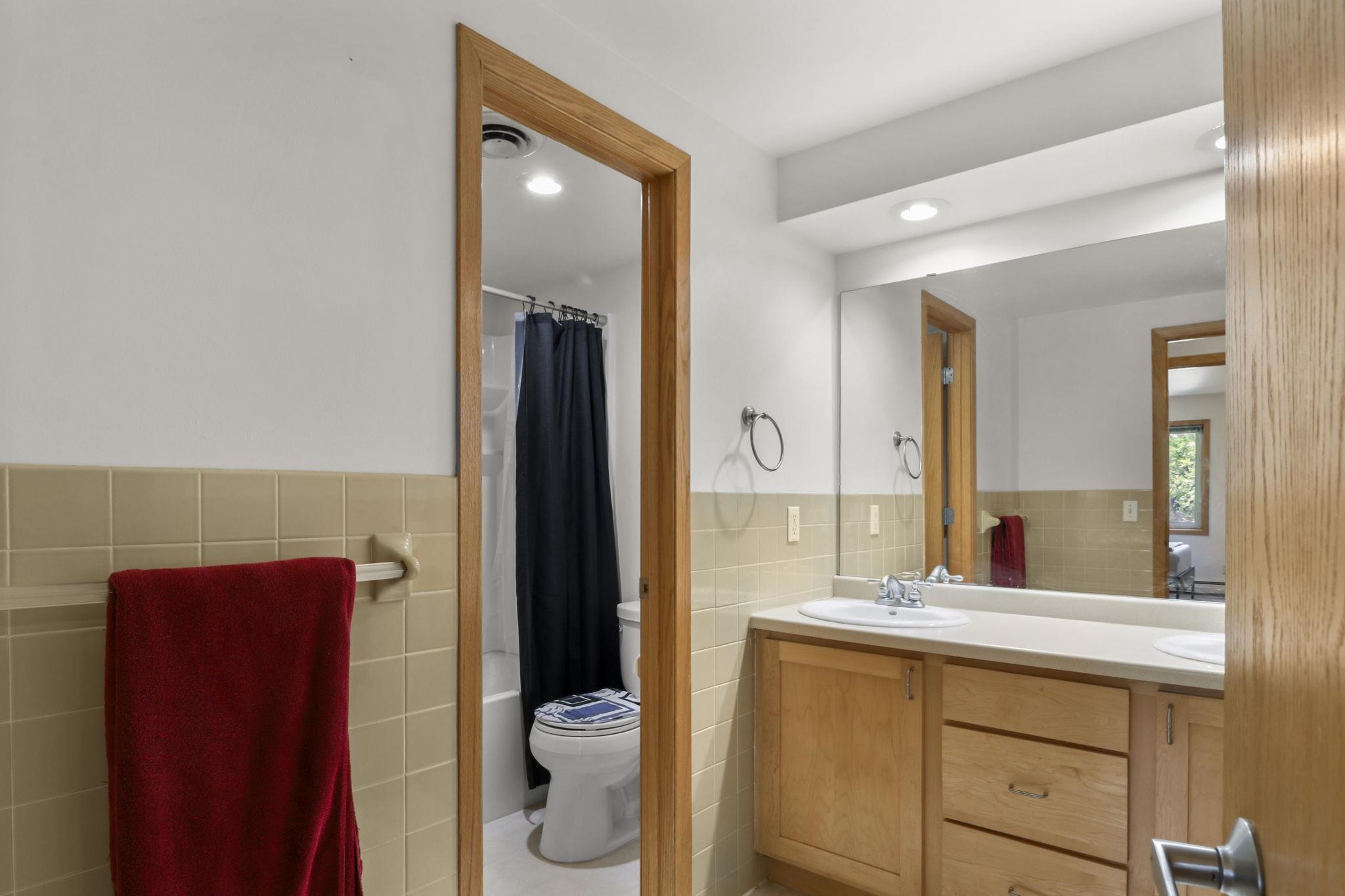 50 Whitcomb Circle 5