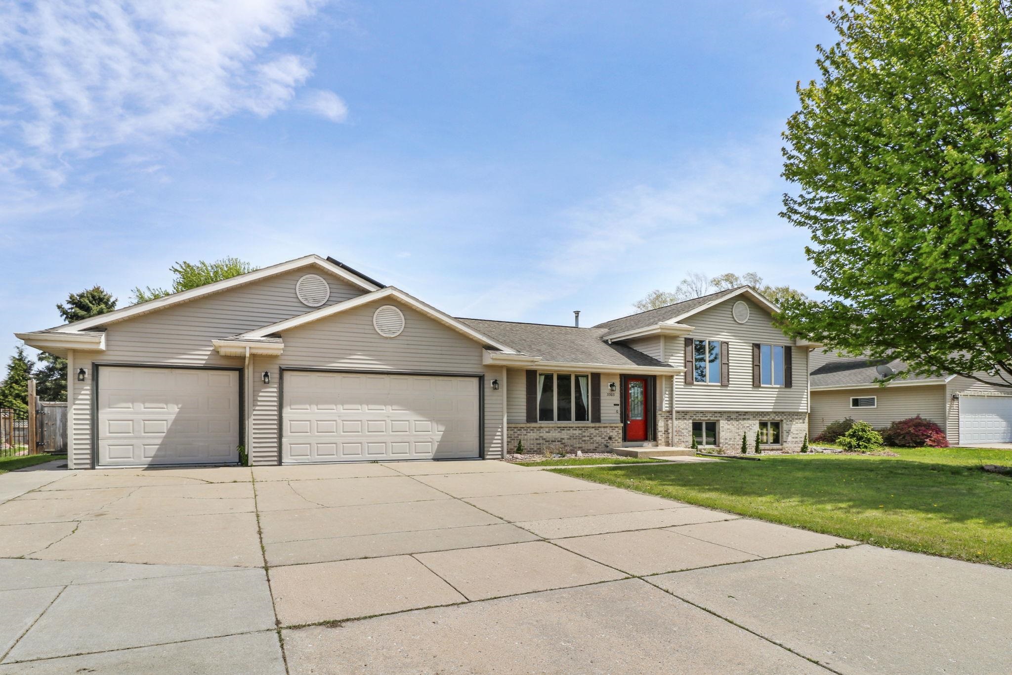 3303 Tennyson Drive