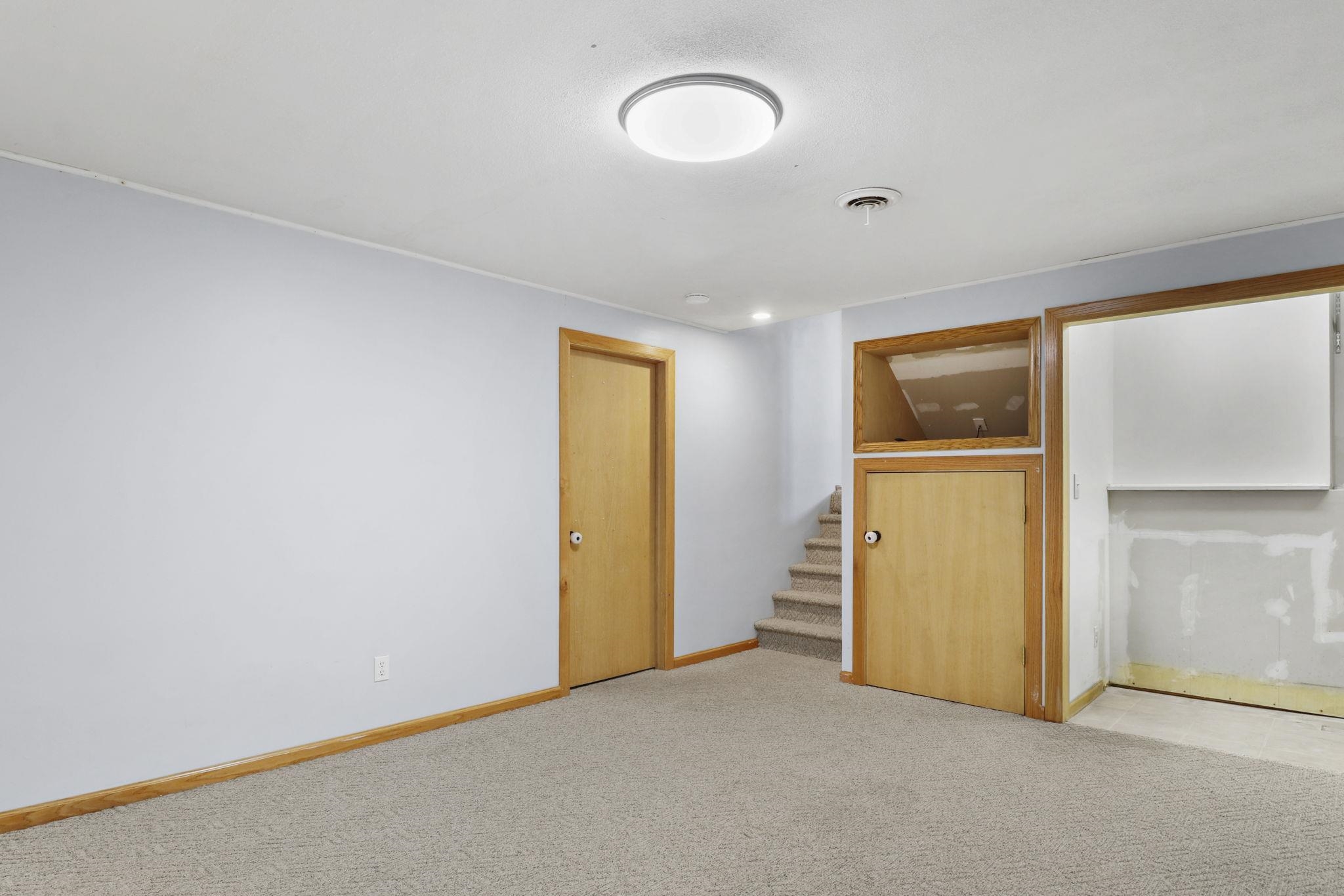 3303 Tennyson Drive