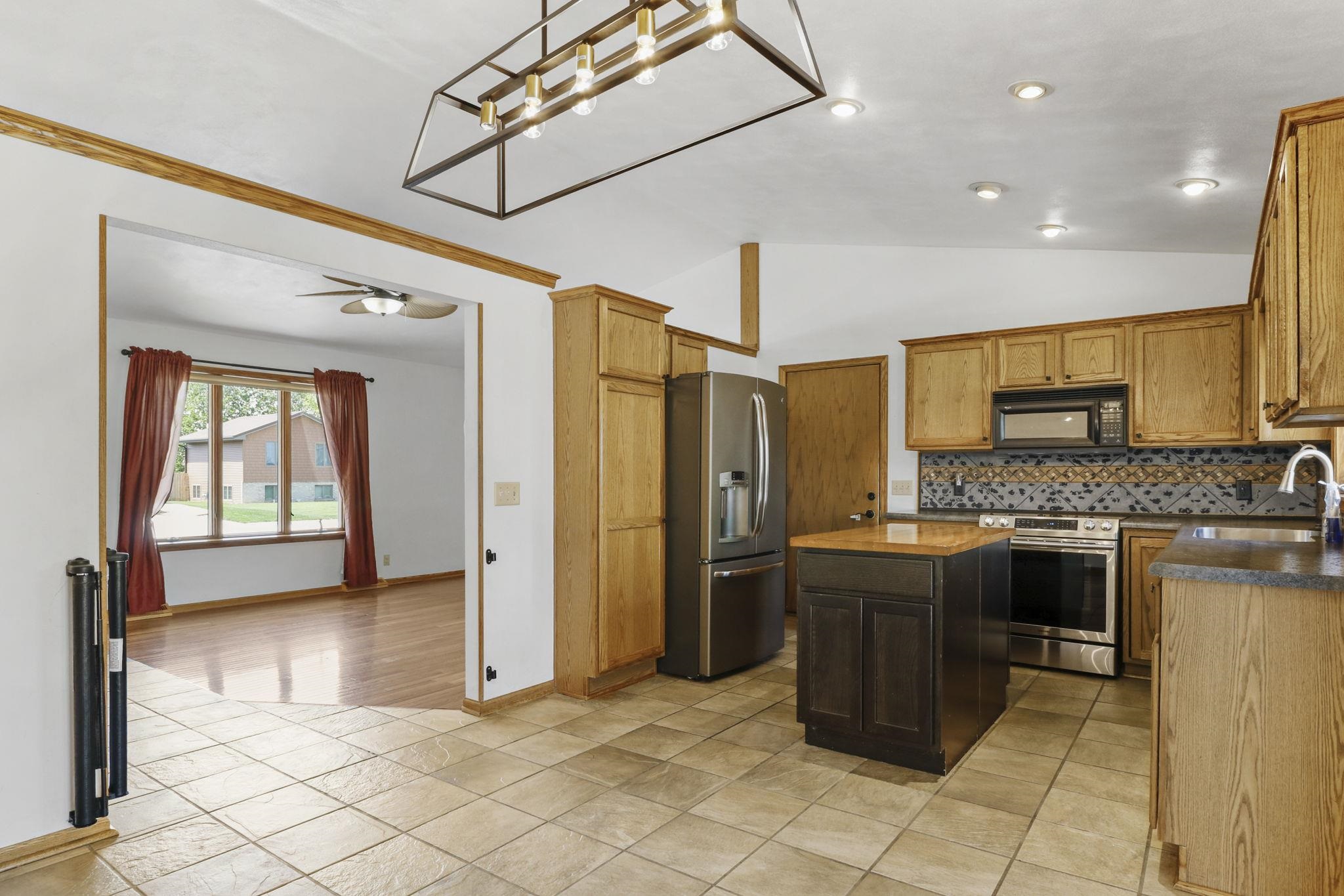 3303 Tennyson Drive