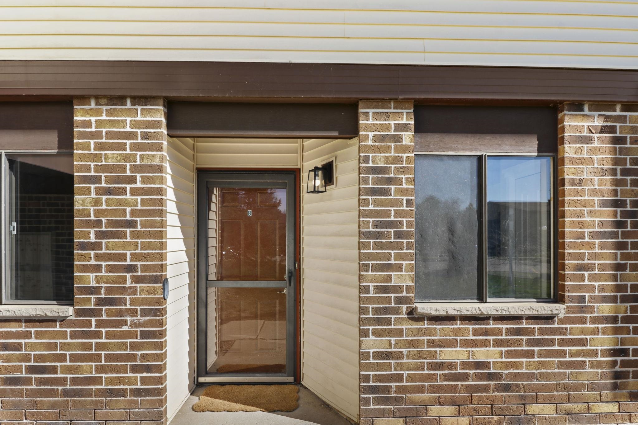 1008 N Sunnyvale Lane Unit: B