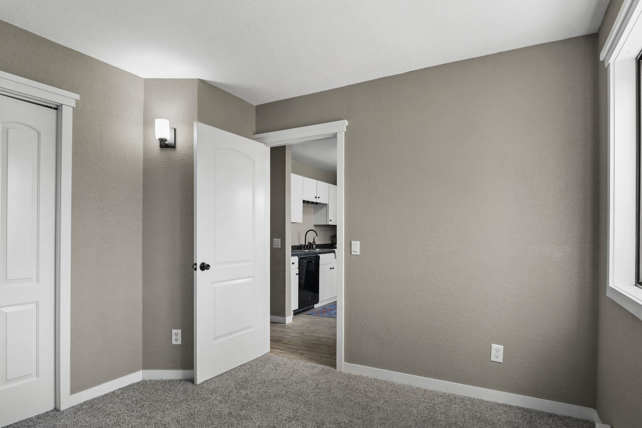 1008 N Sunnyvale Lane Unit: B