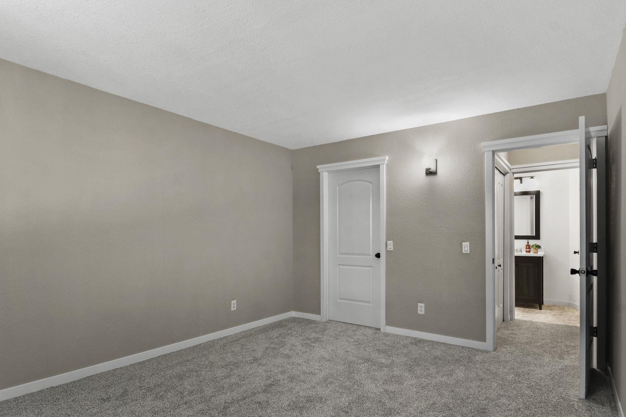 1008 N Sunnyvale Lane Unit: B