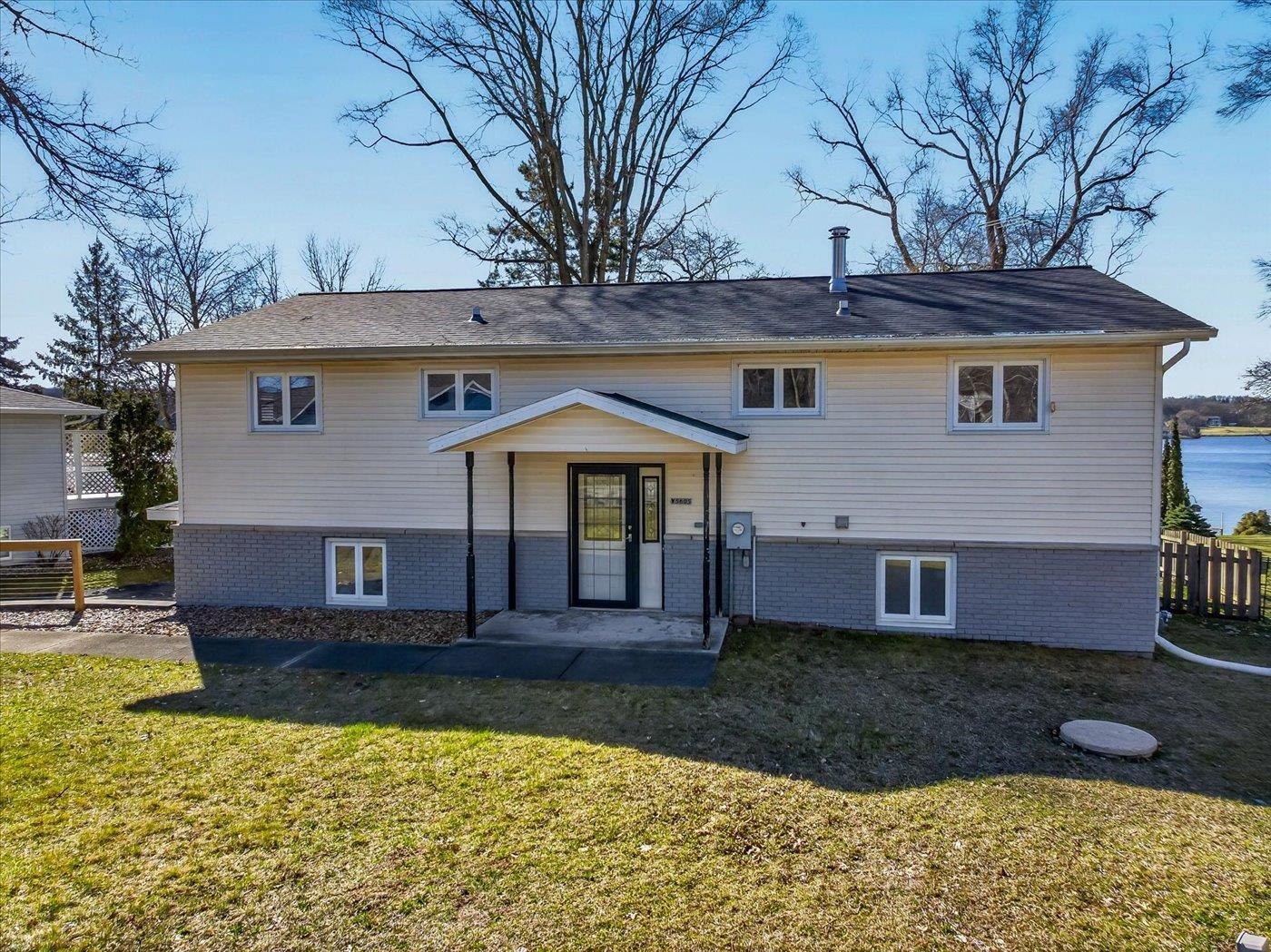 W5605 Island Drive