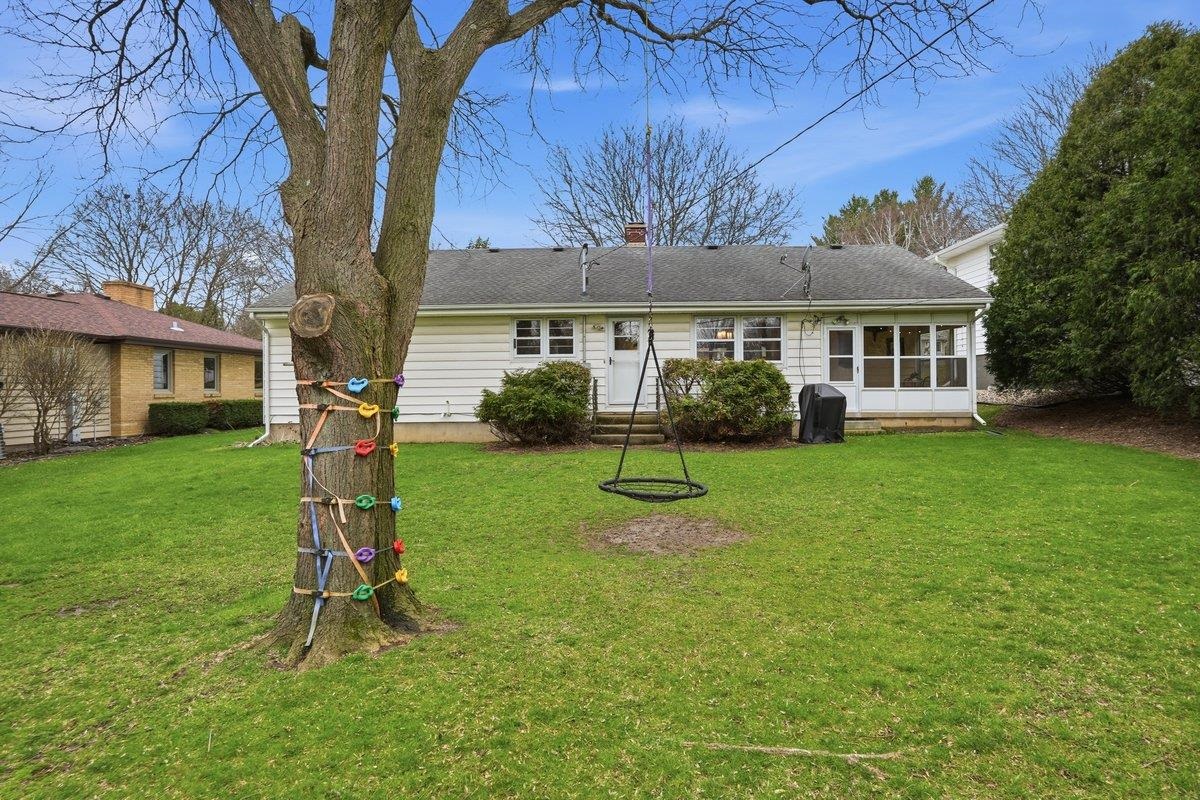 617 Charles Lane