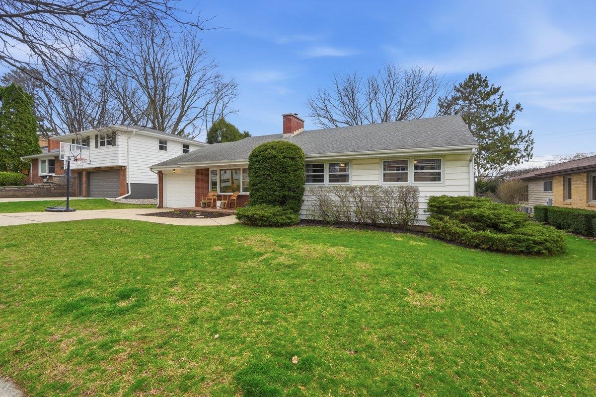 617 Charles Lane