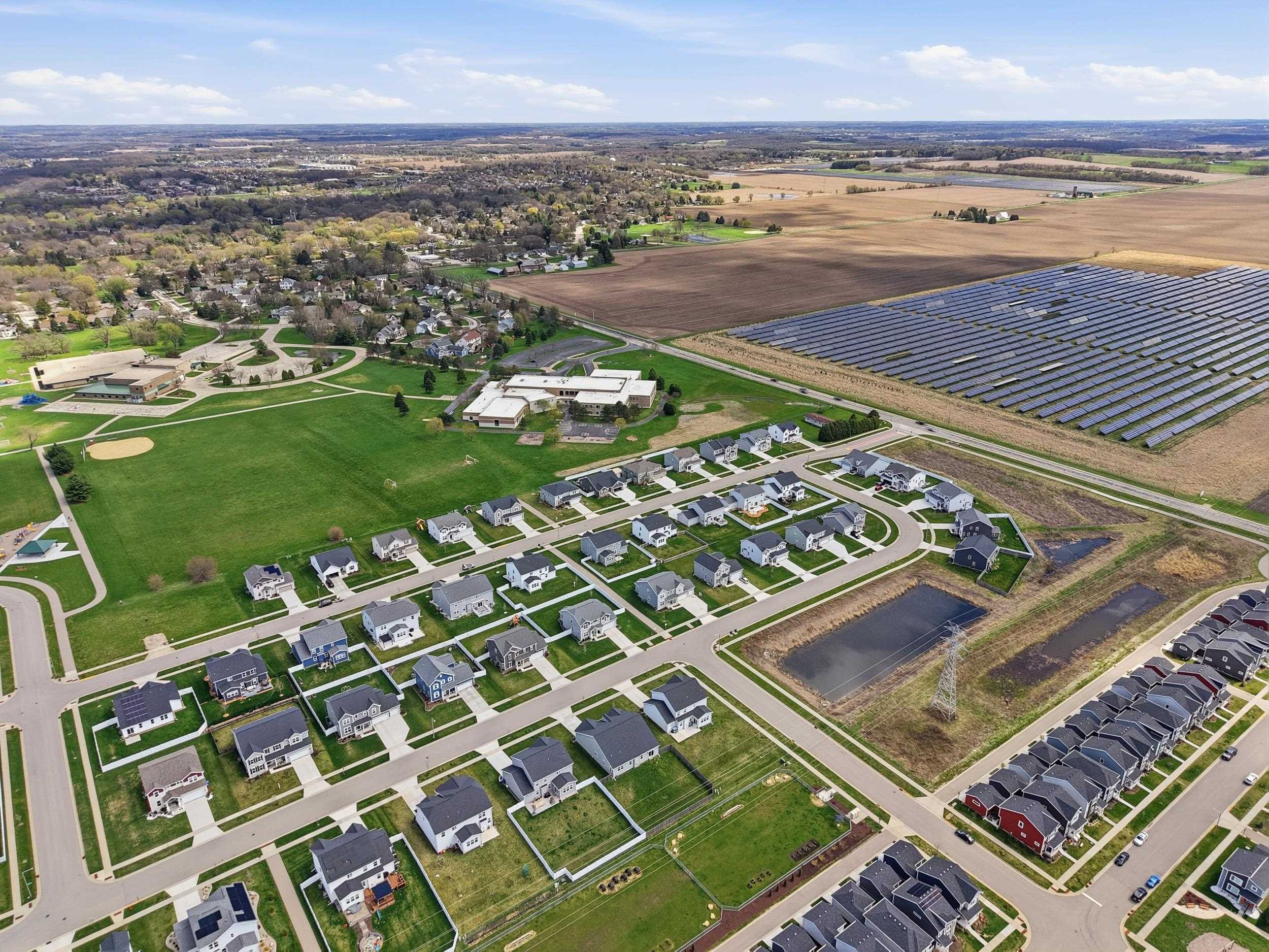 2736 Leo Mary Street