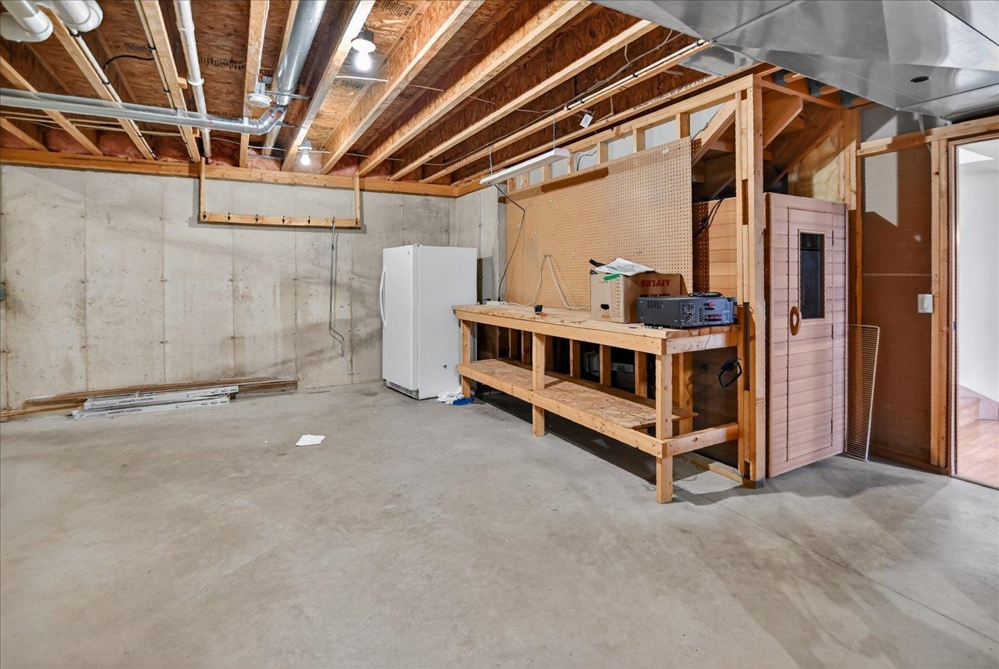 2988 Wyndwood Way
