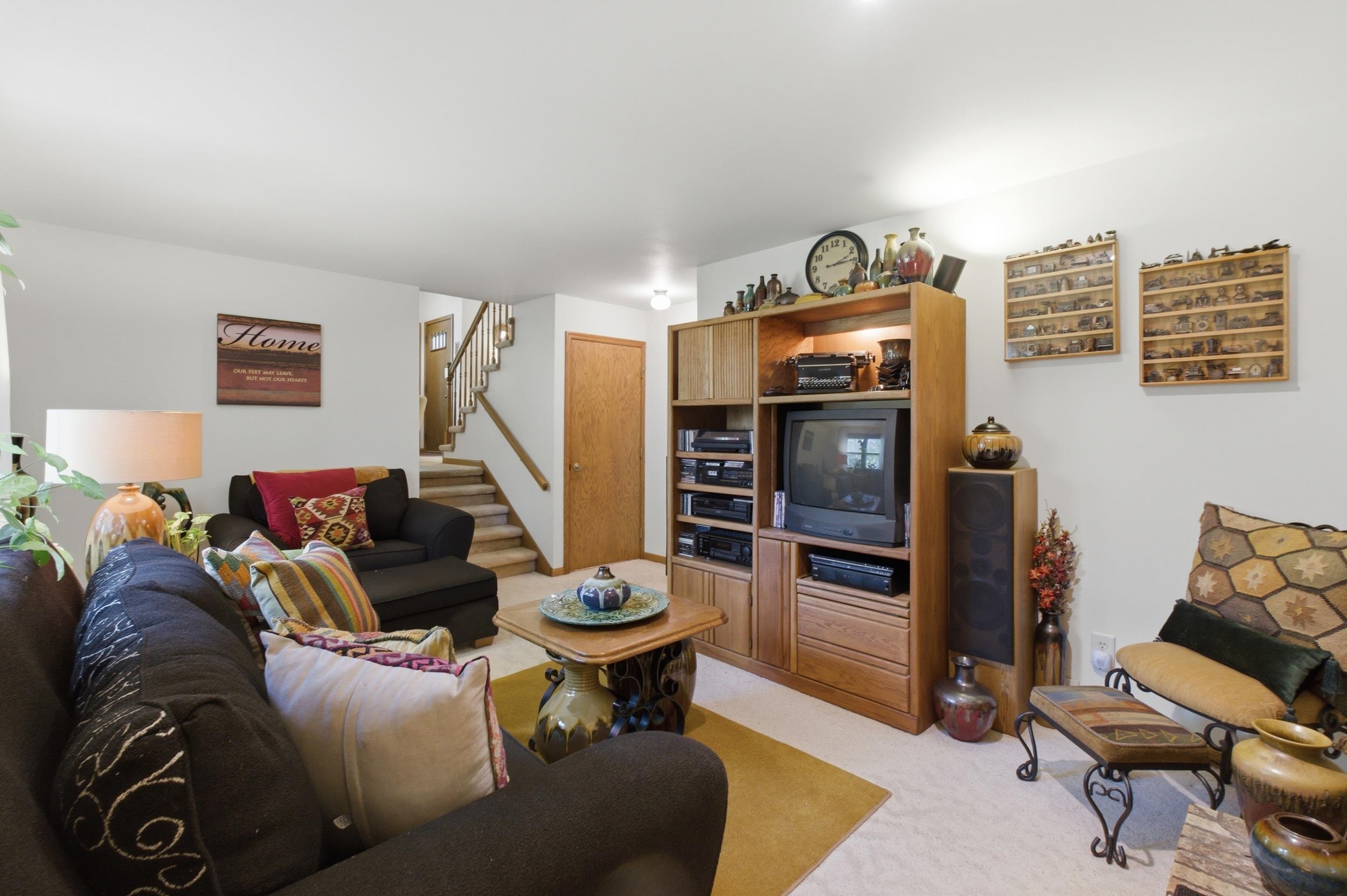 7925 W Oakbrook Circle