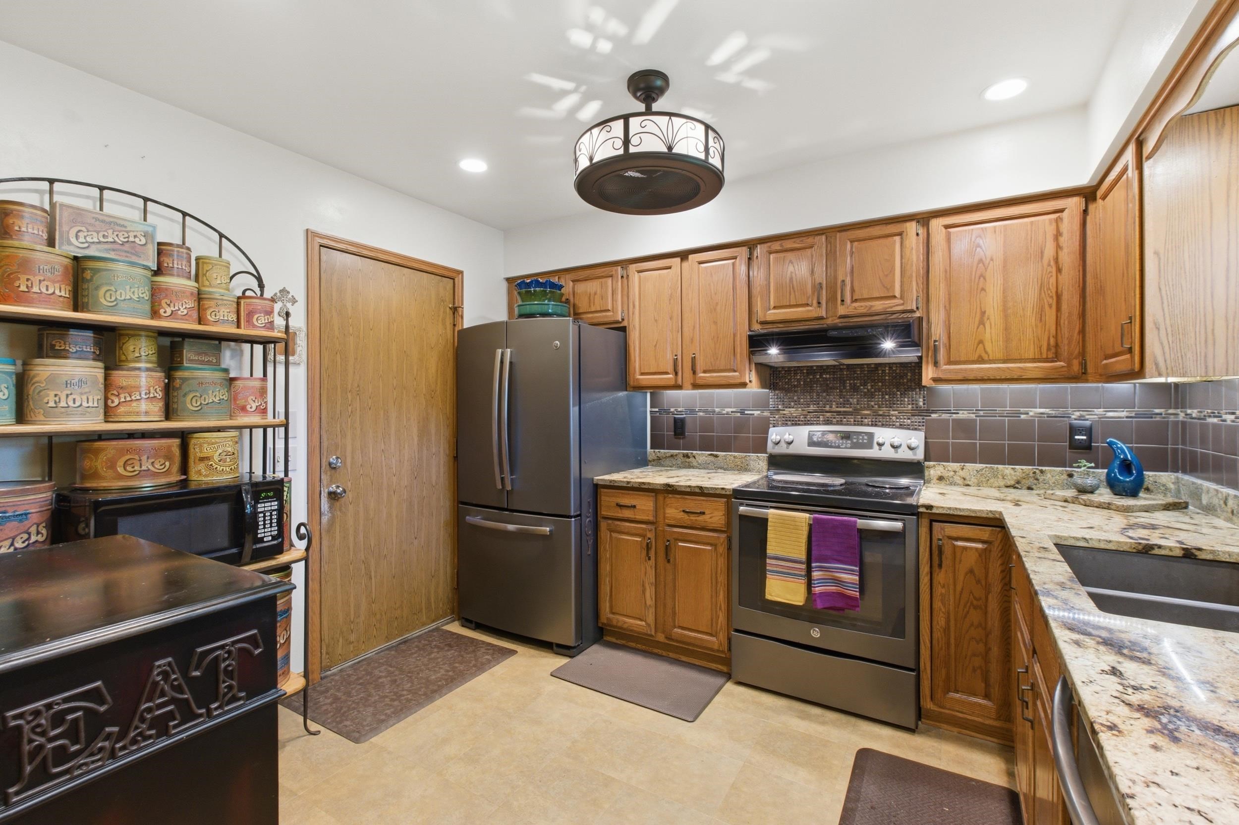 7925 W Oakbrook Circle