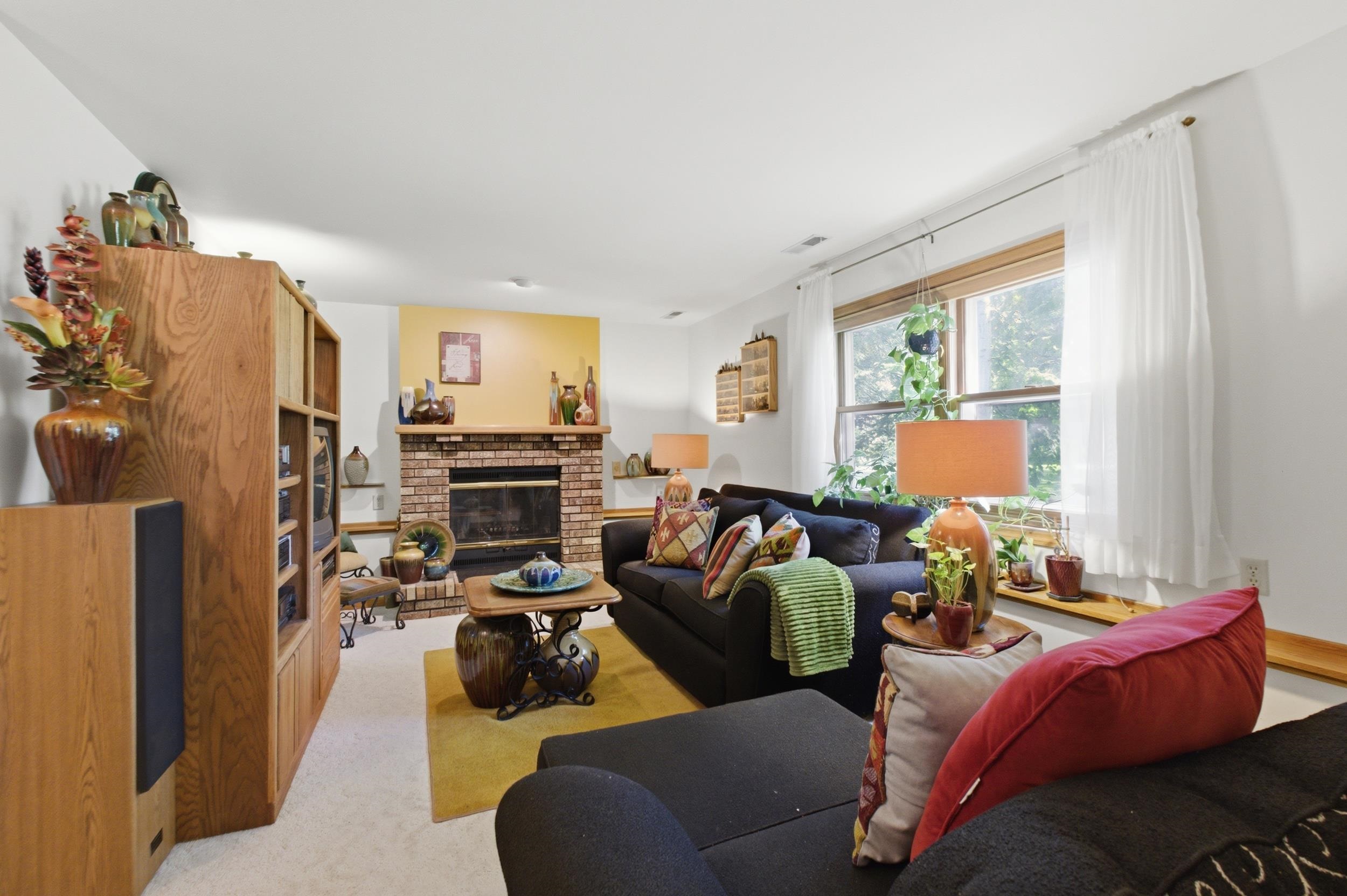 7925 W Oakbrook Circle