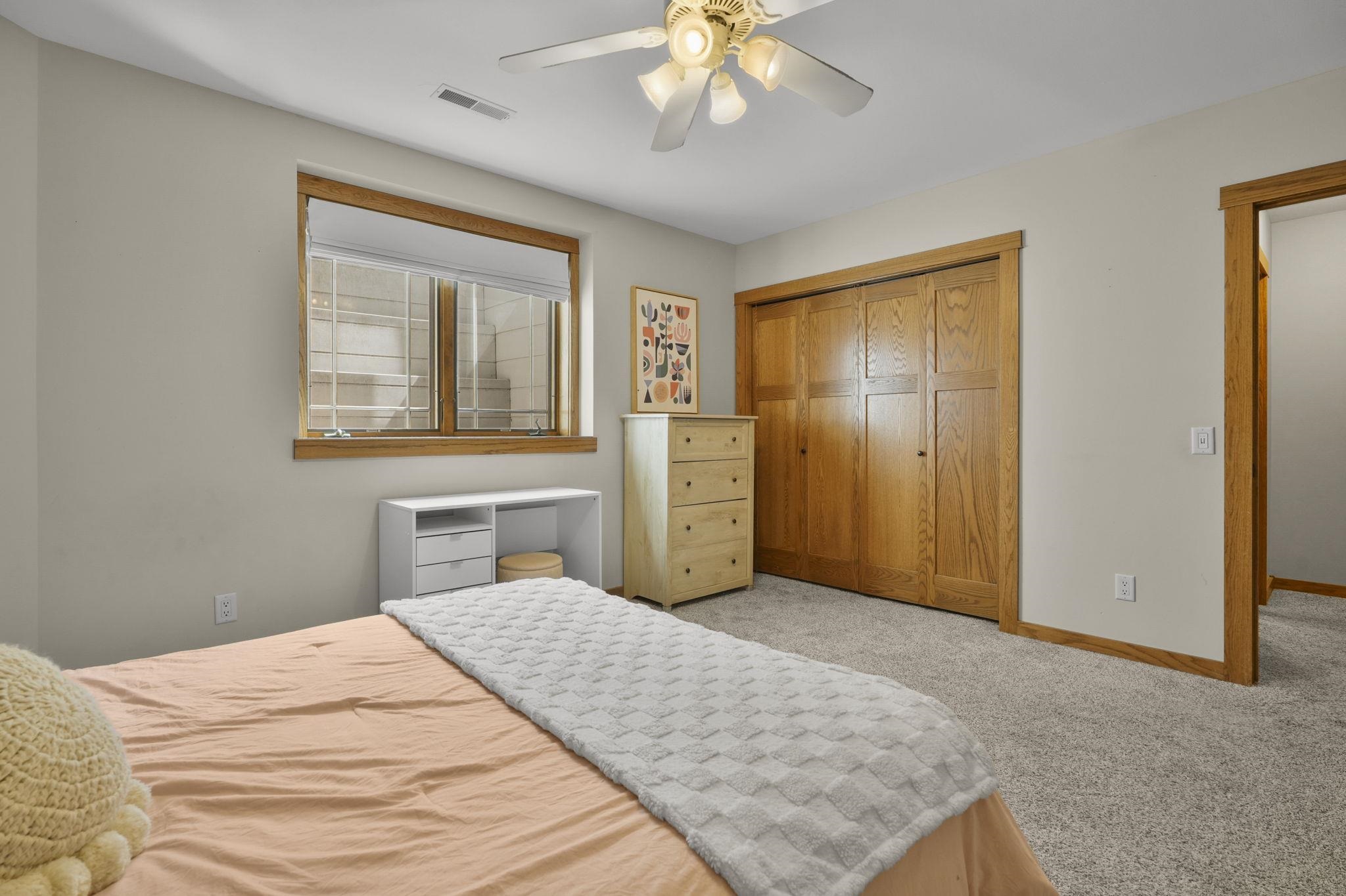 5960 Oak Hollow Drive