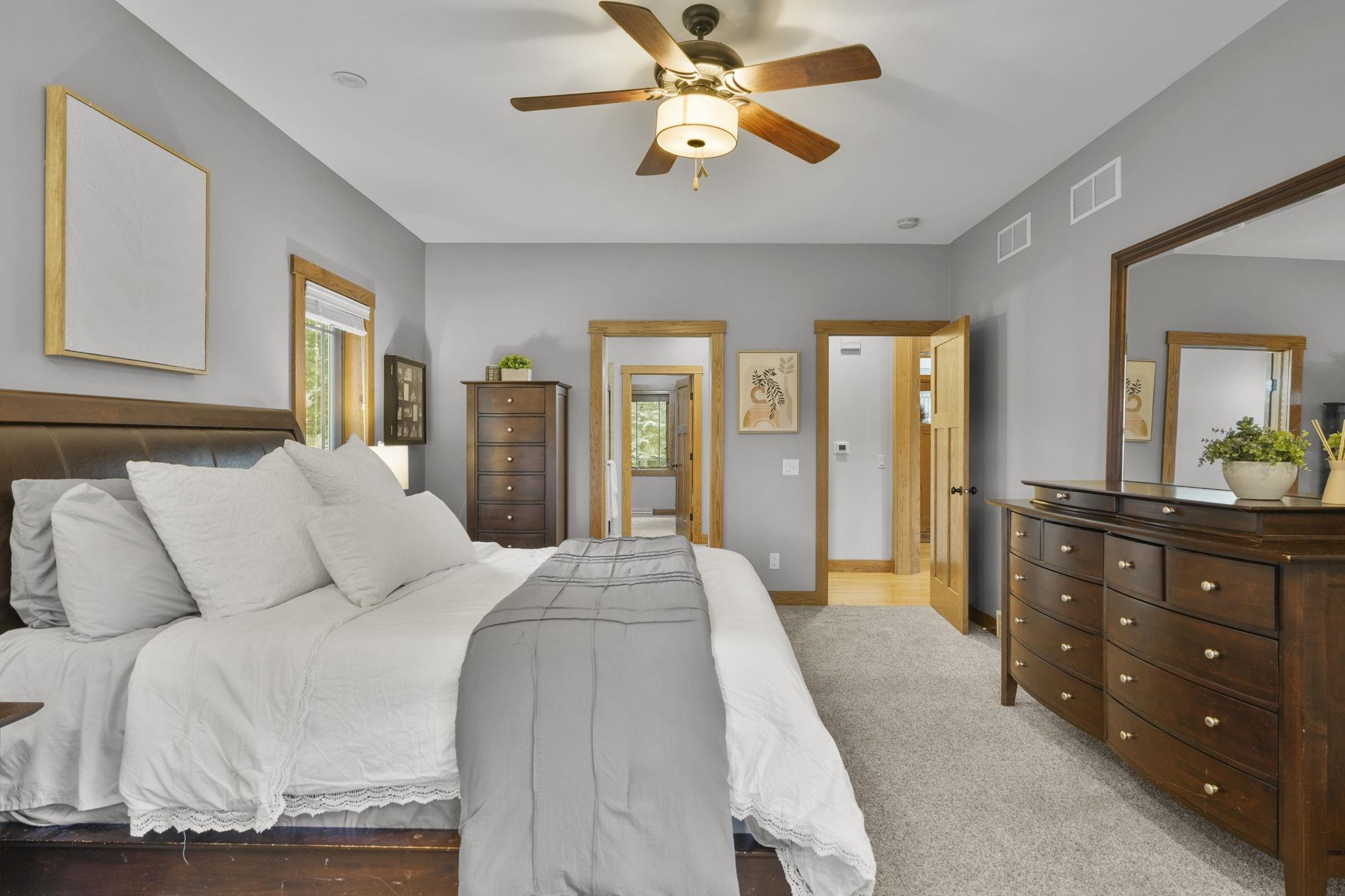 5960 Oak Hollow Drive