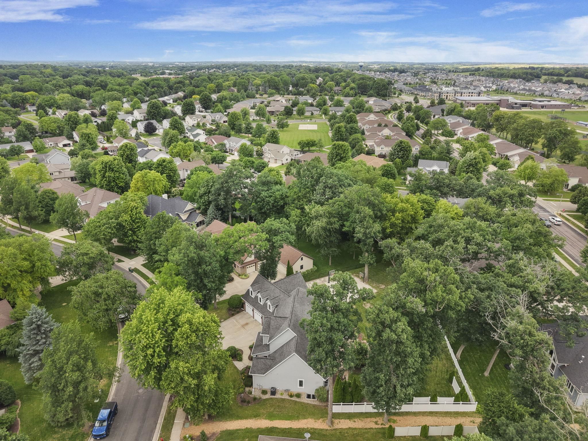 5960 Oak Hollow Drive