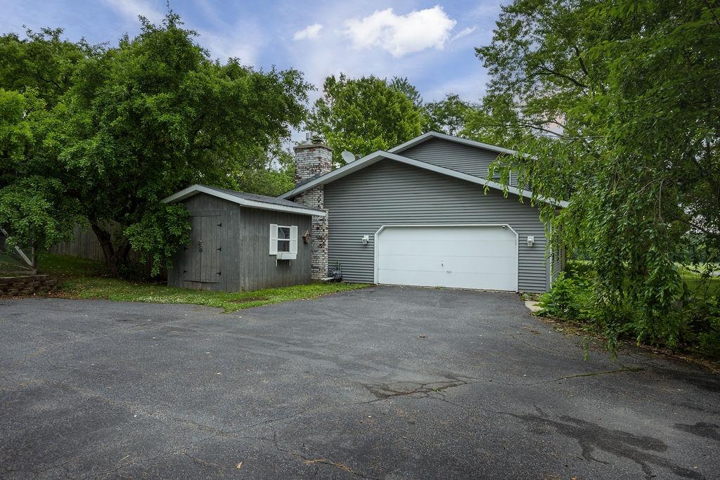 3442 Freedom Lane