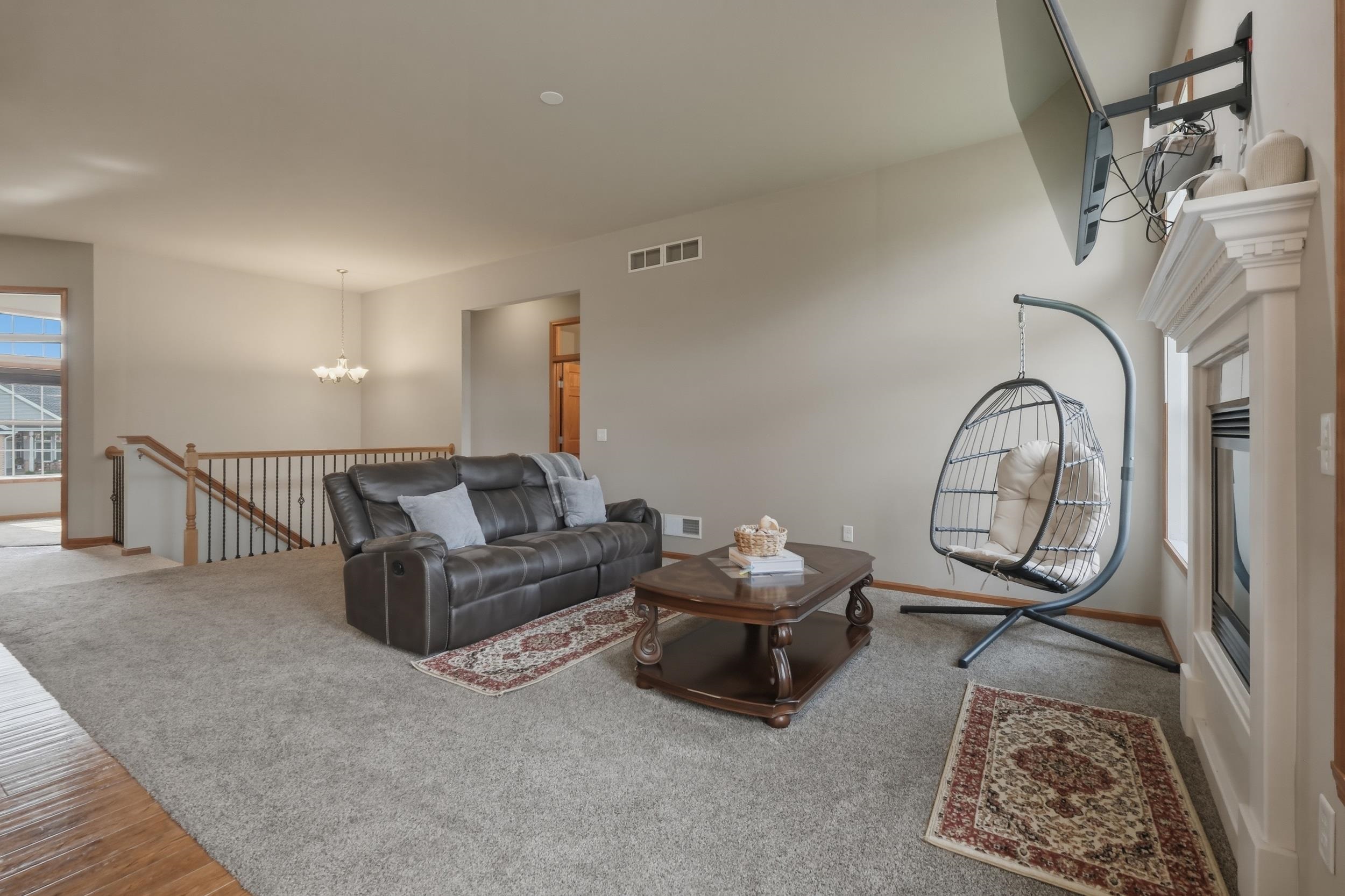 11326 N Crestwood Drive