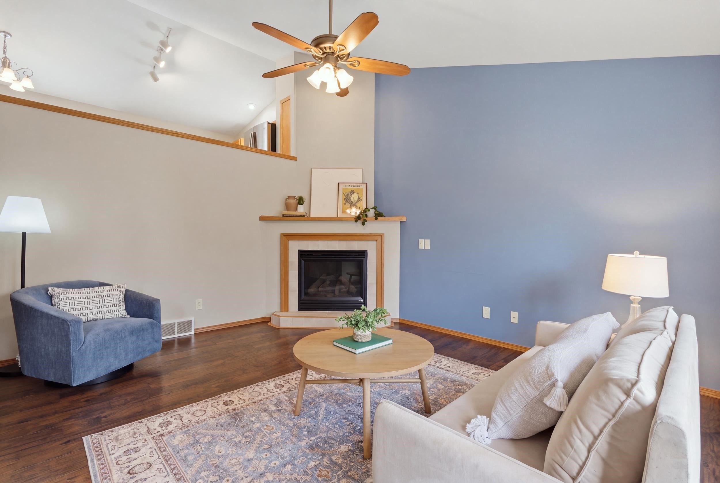 6909 Dominion Drive