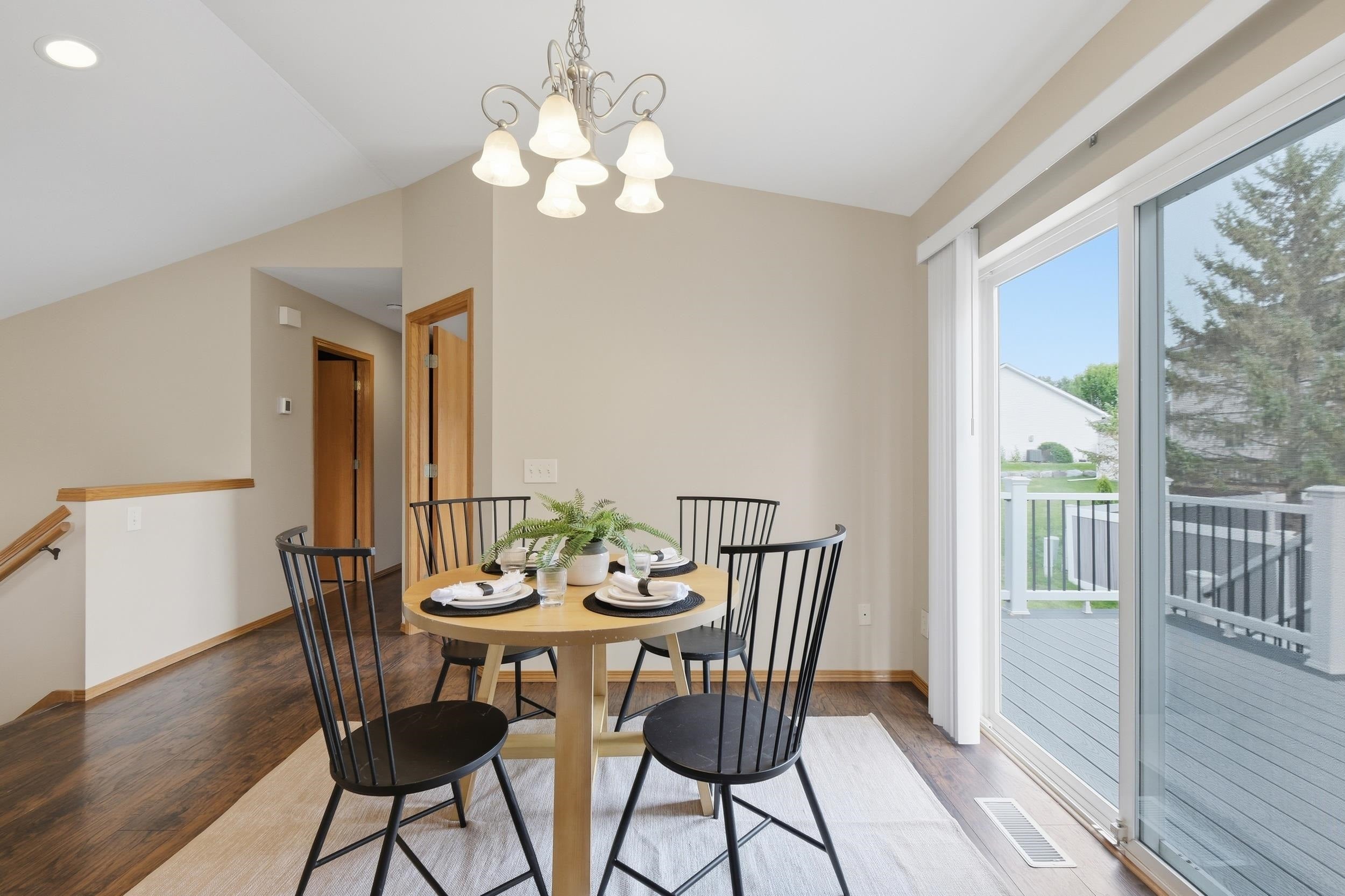 6909 Dominion Drive