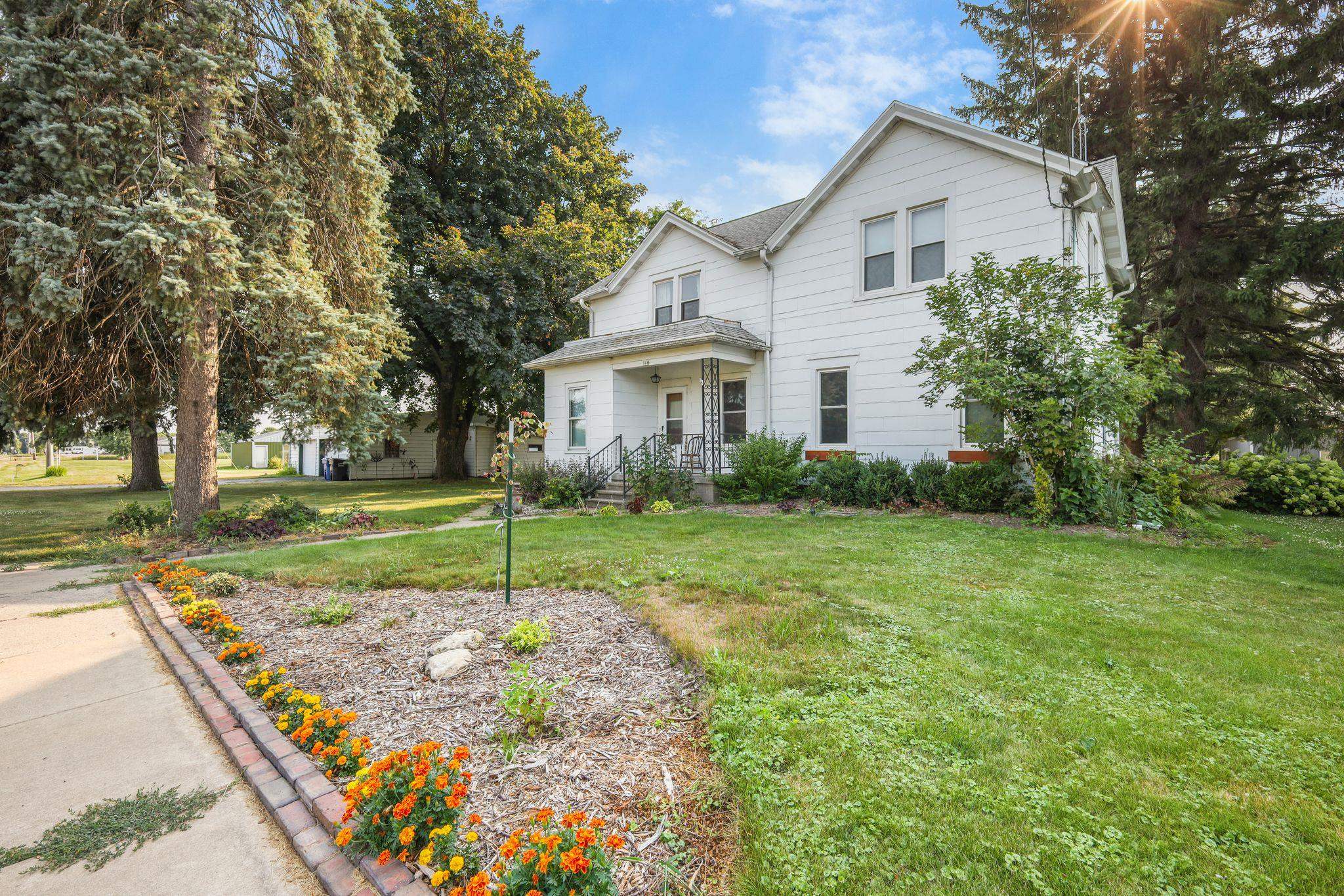 468 River Road