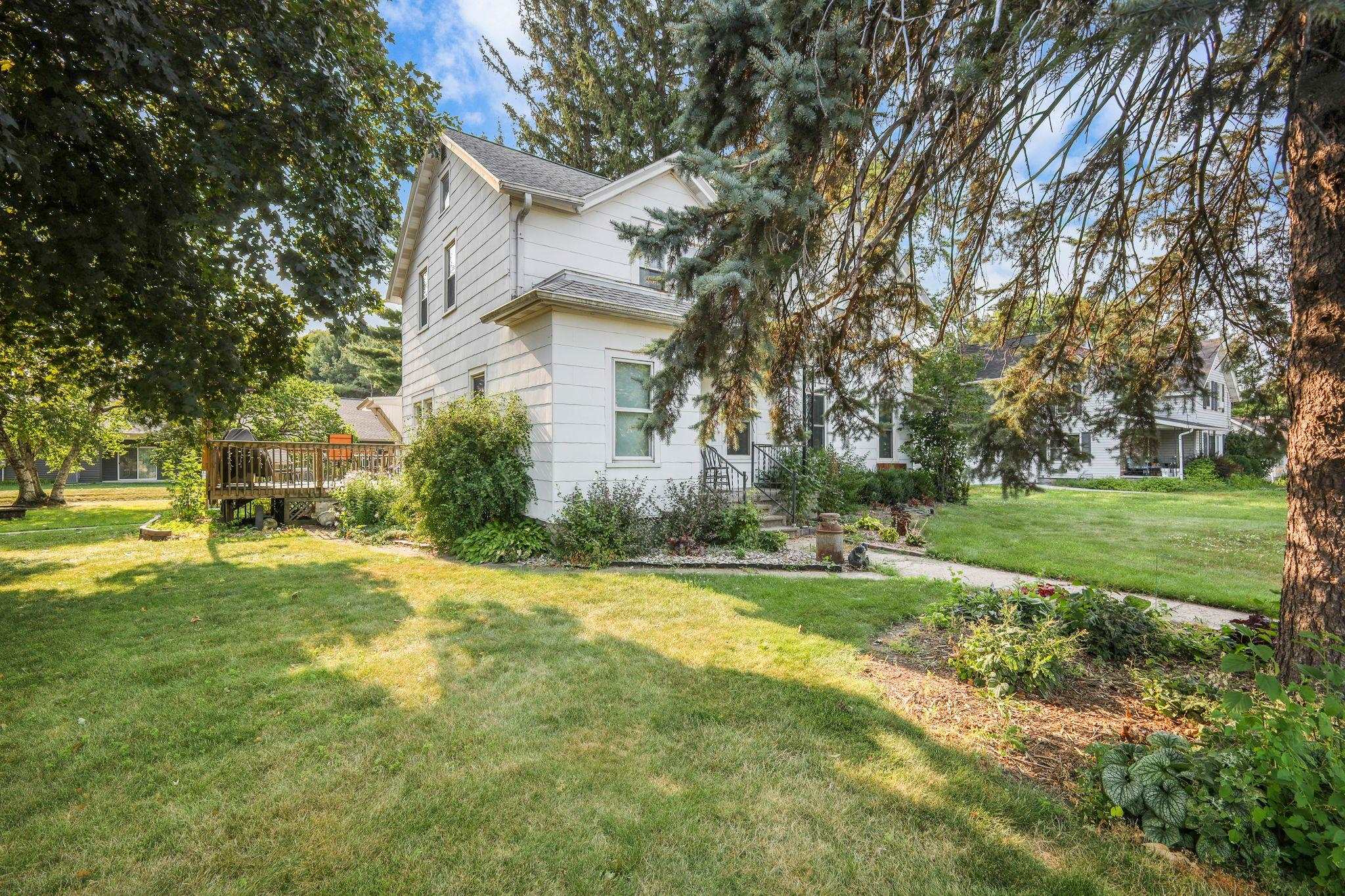 468 River Road