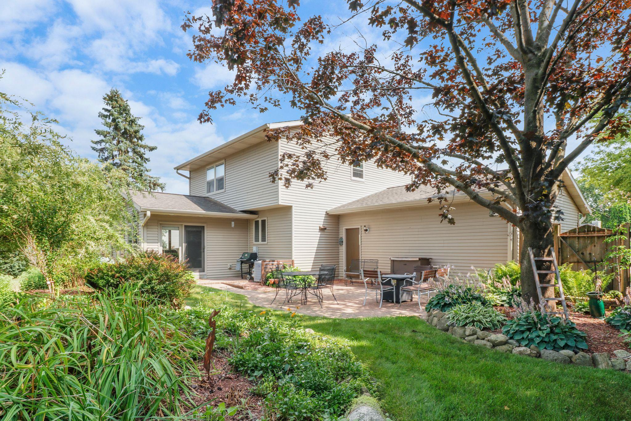 489 Cherry Wood Drive