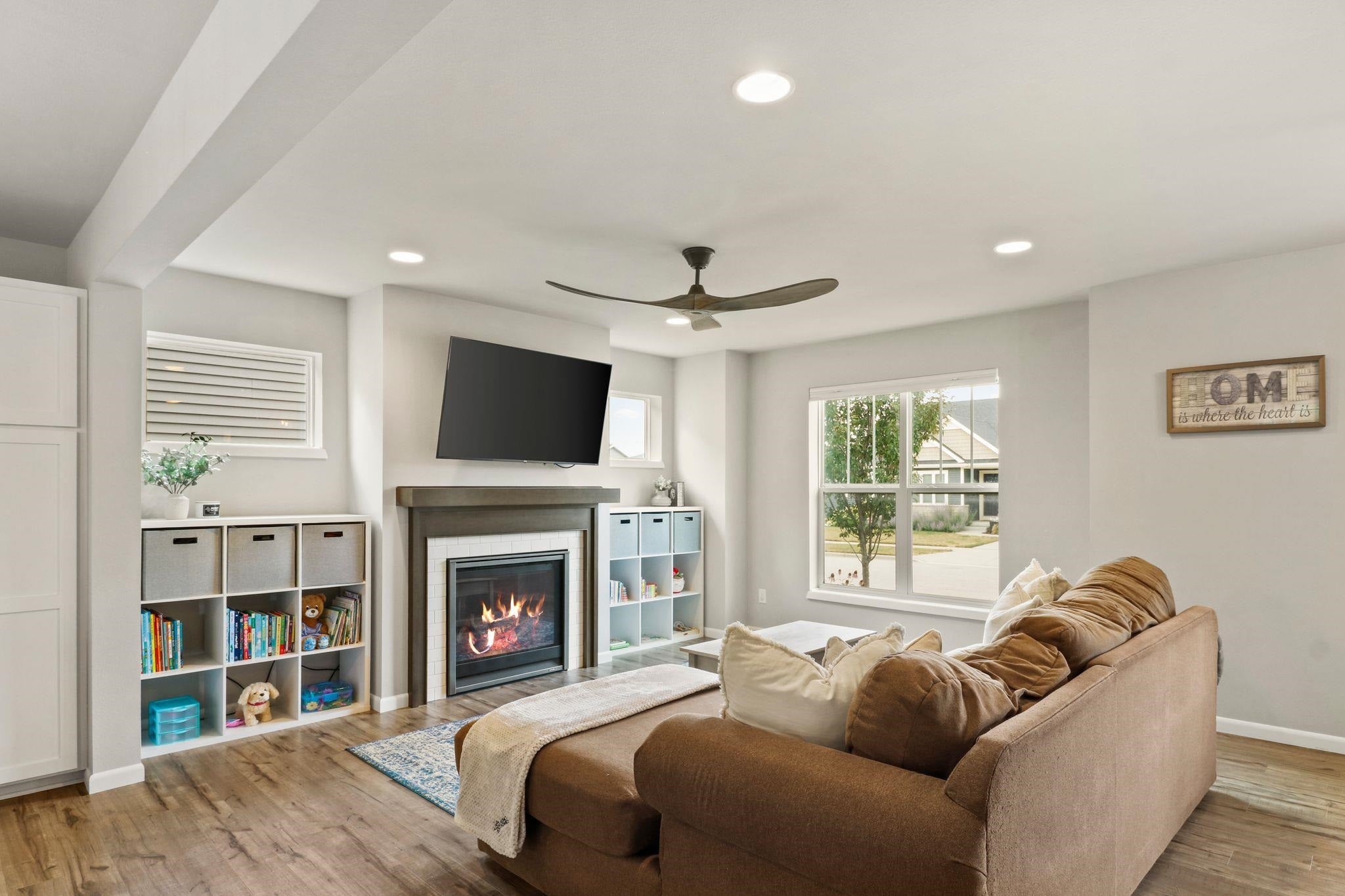 724 Crimson Leaf Lane