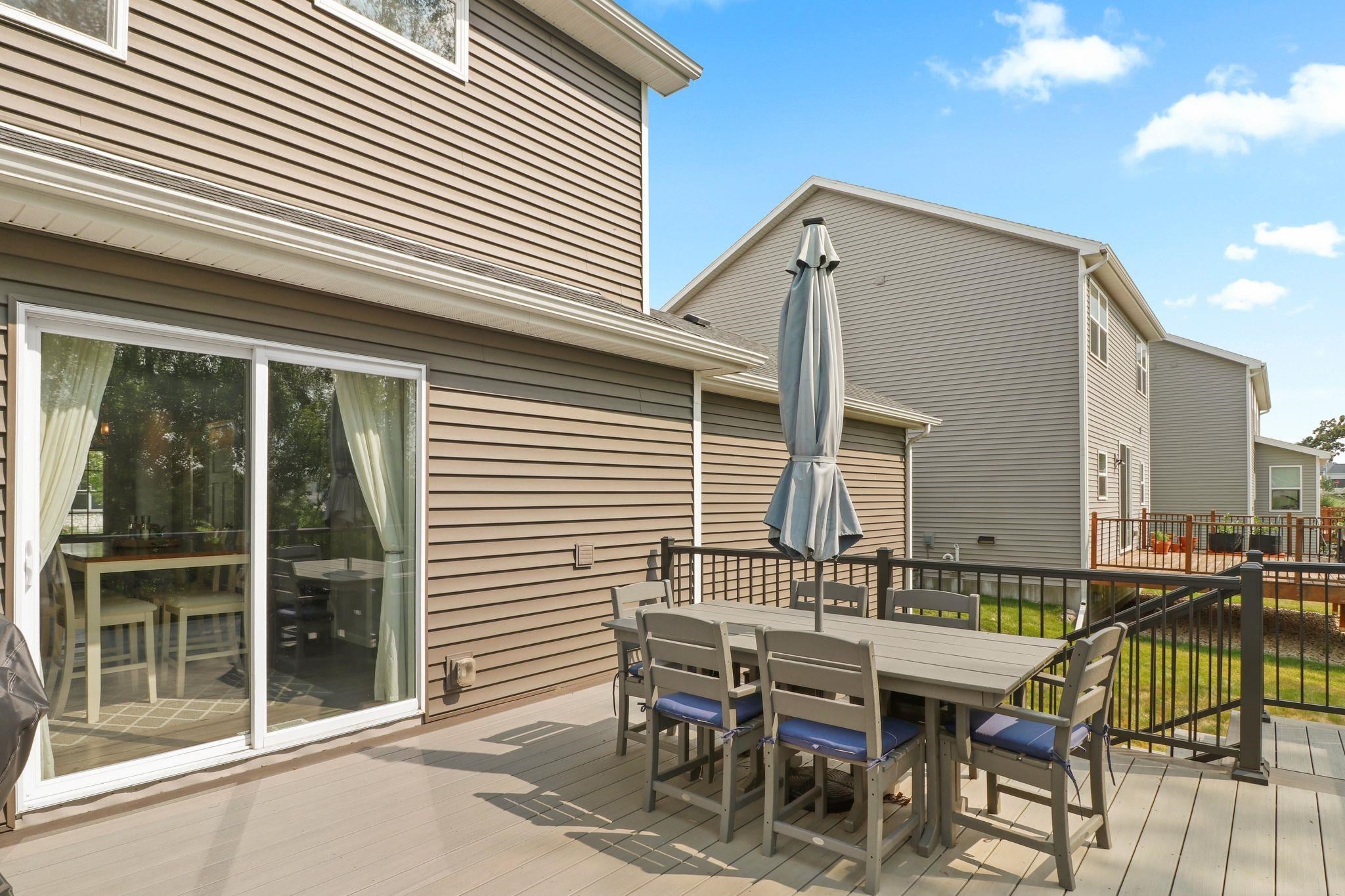 724 Crimson Leaf Lane