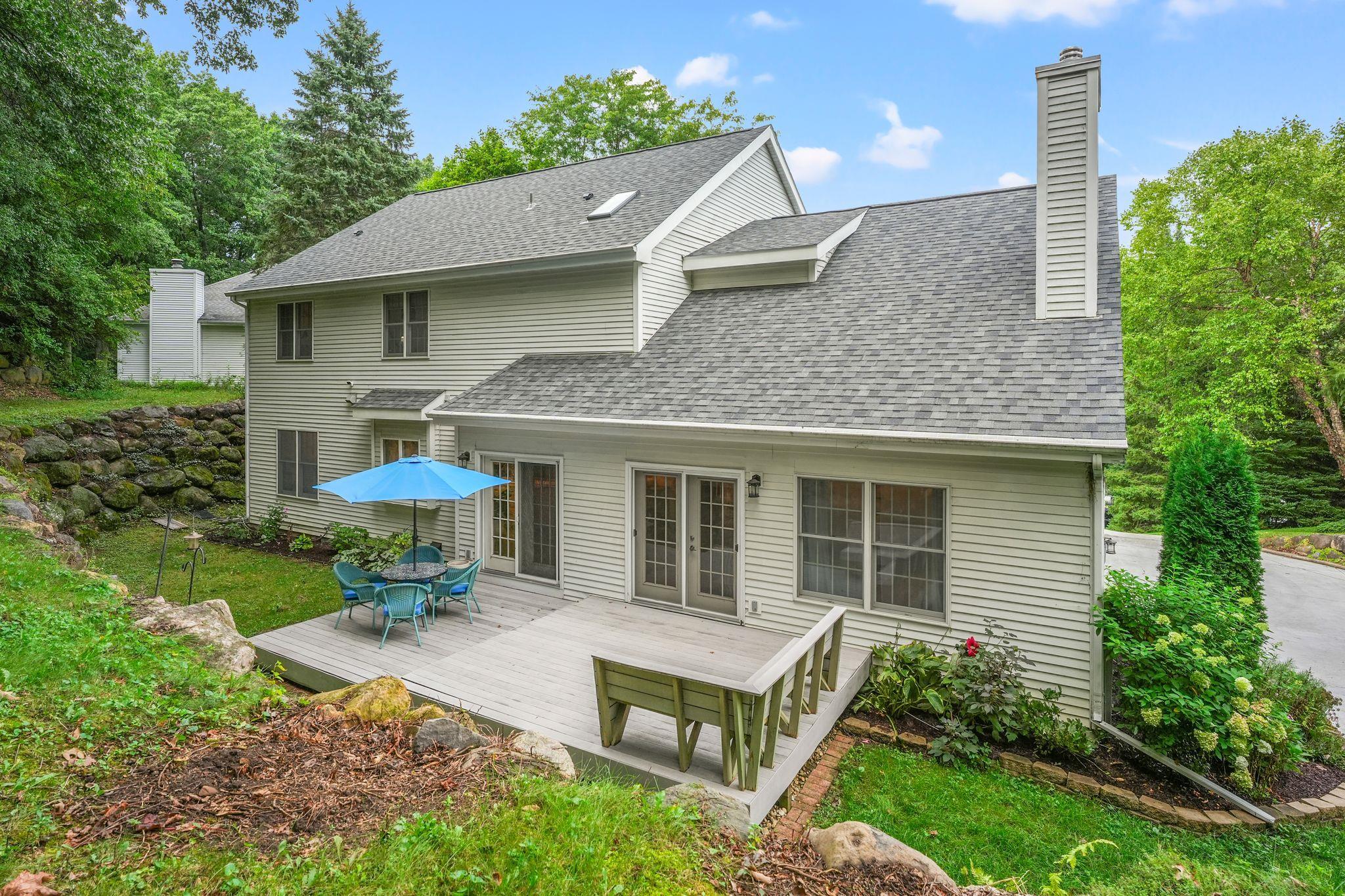 5825 Pembroke Court