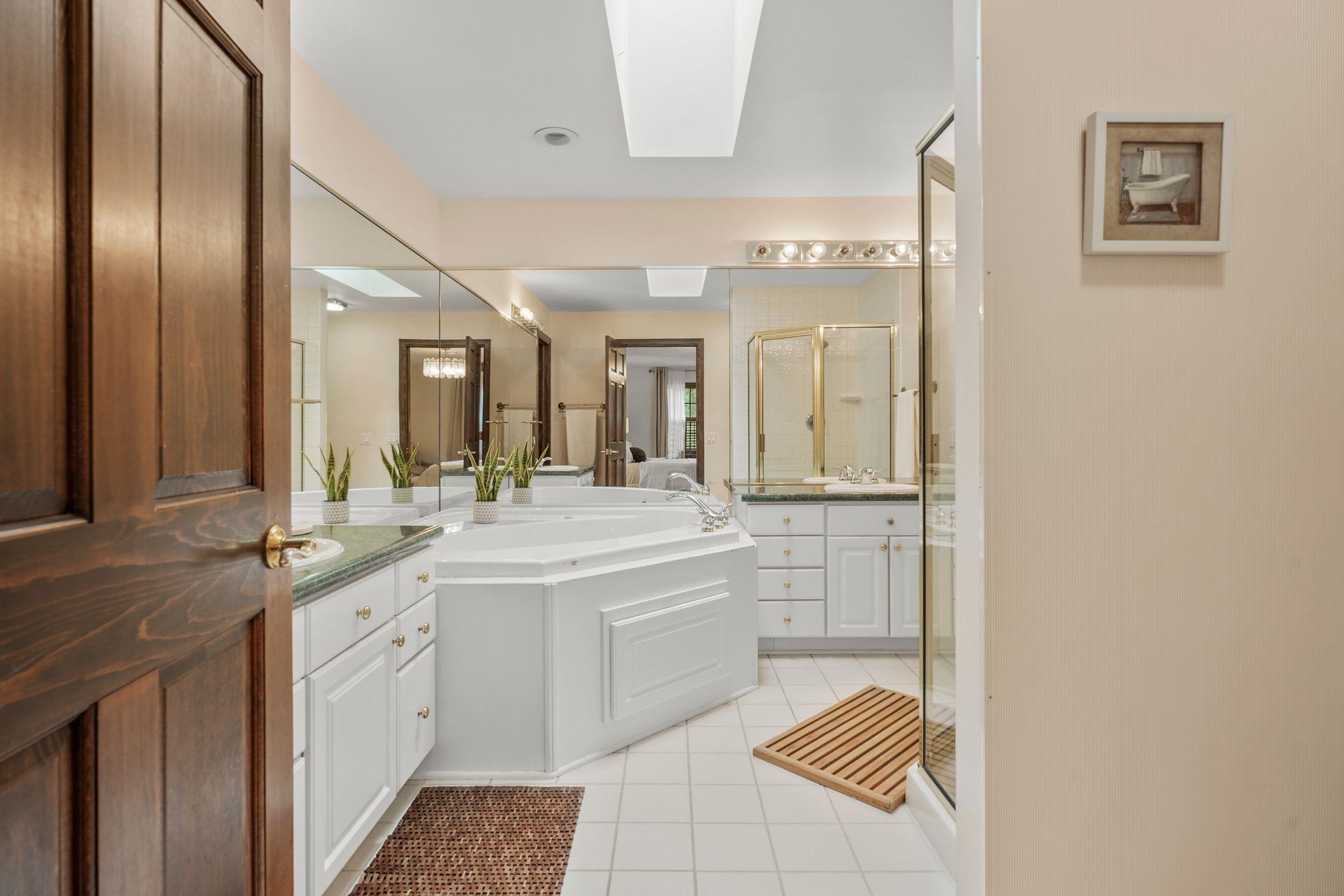 5825 Pembroke Court