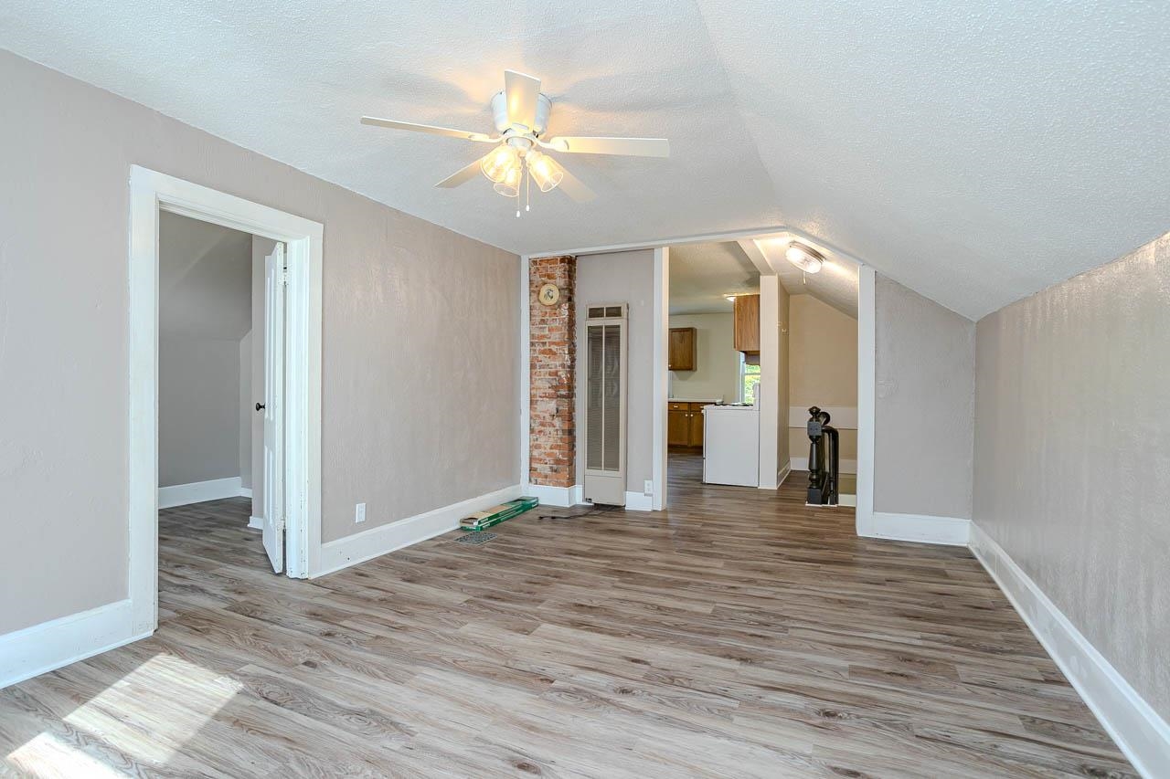907 Single Avenue