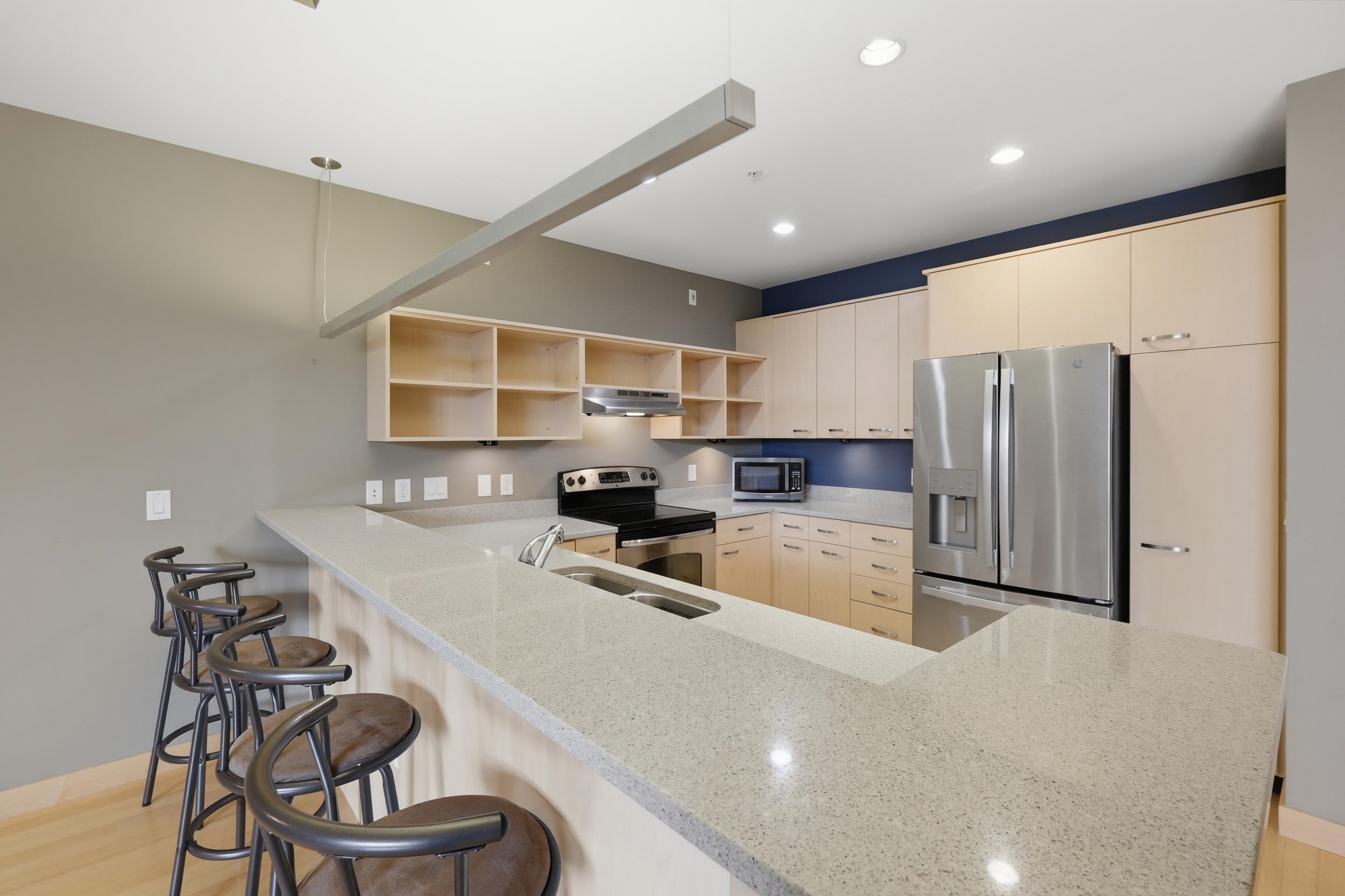 309 W Washington Avenue 412