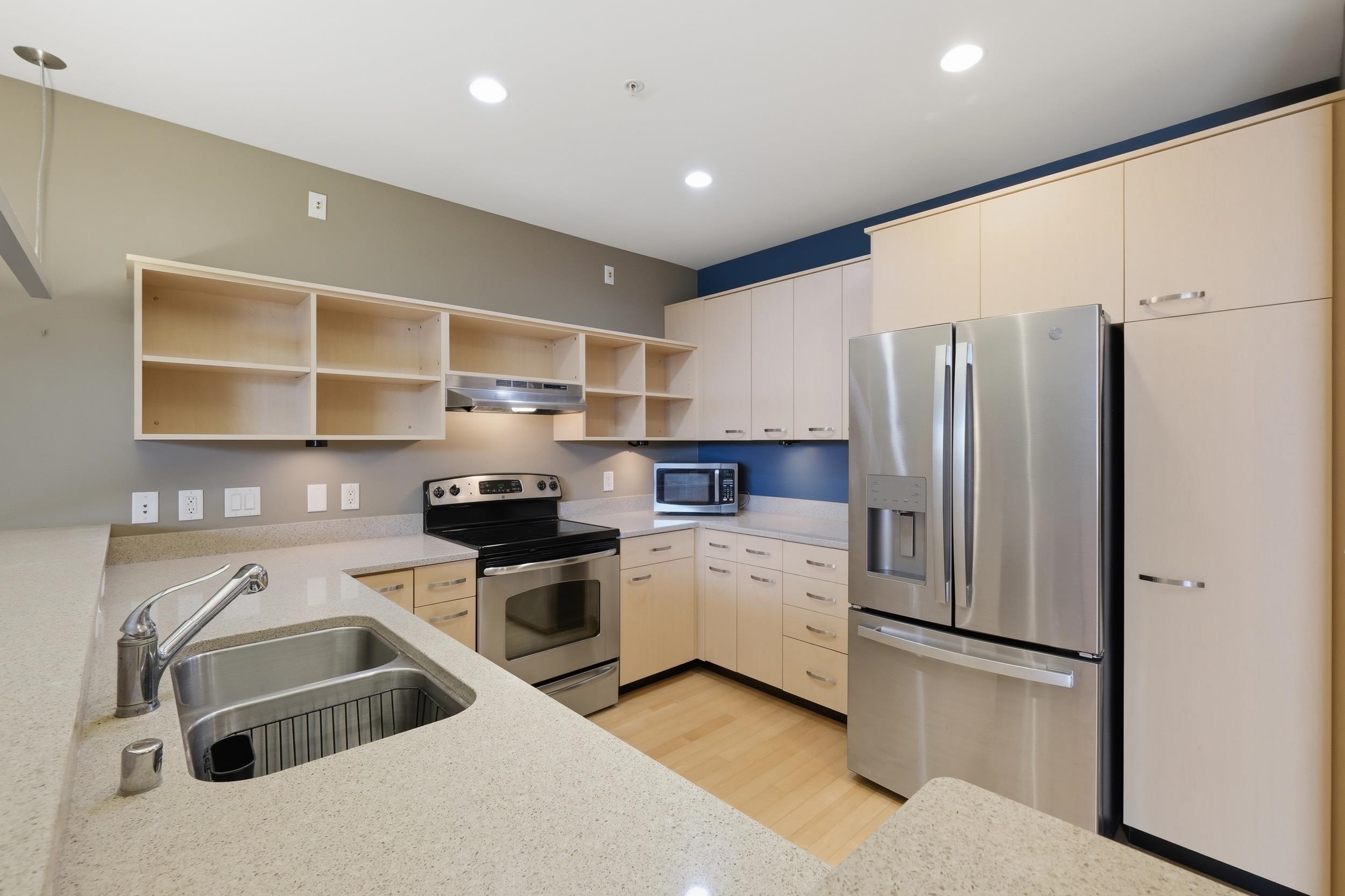 309 W Washington Avenue 412
