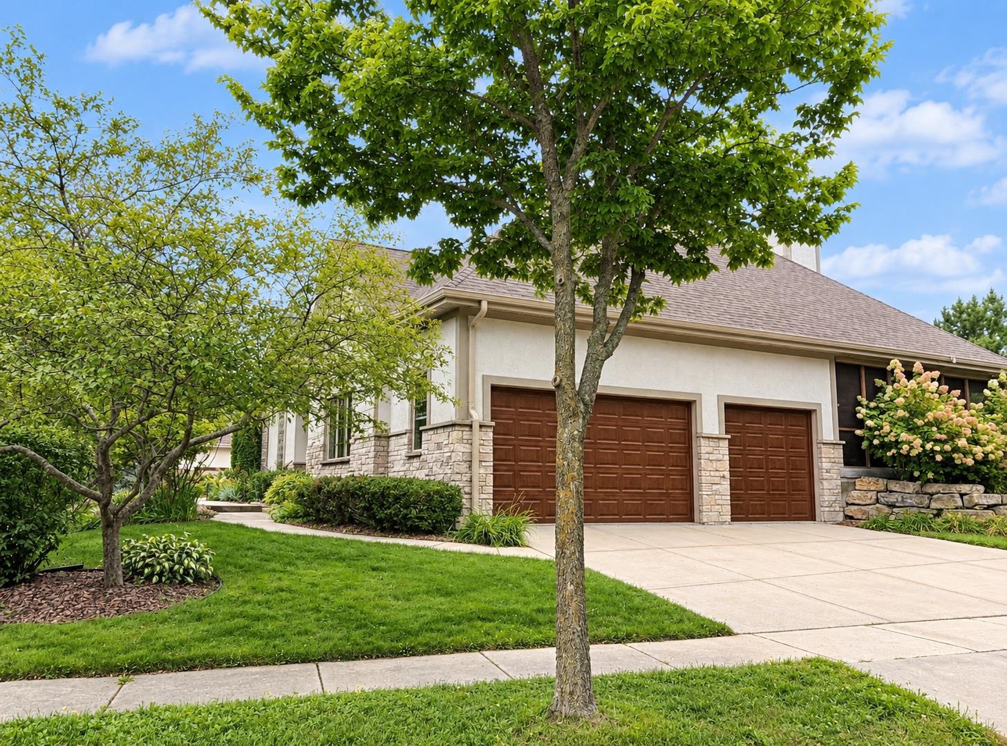 930 Winding Way