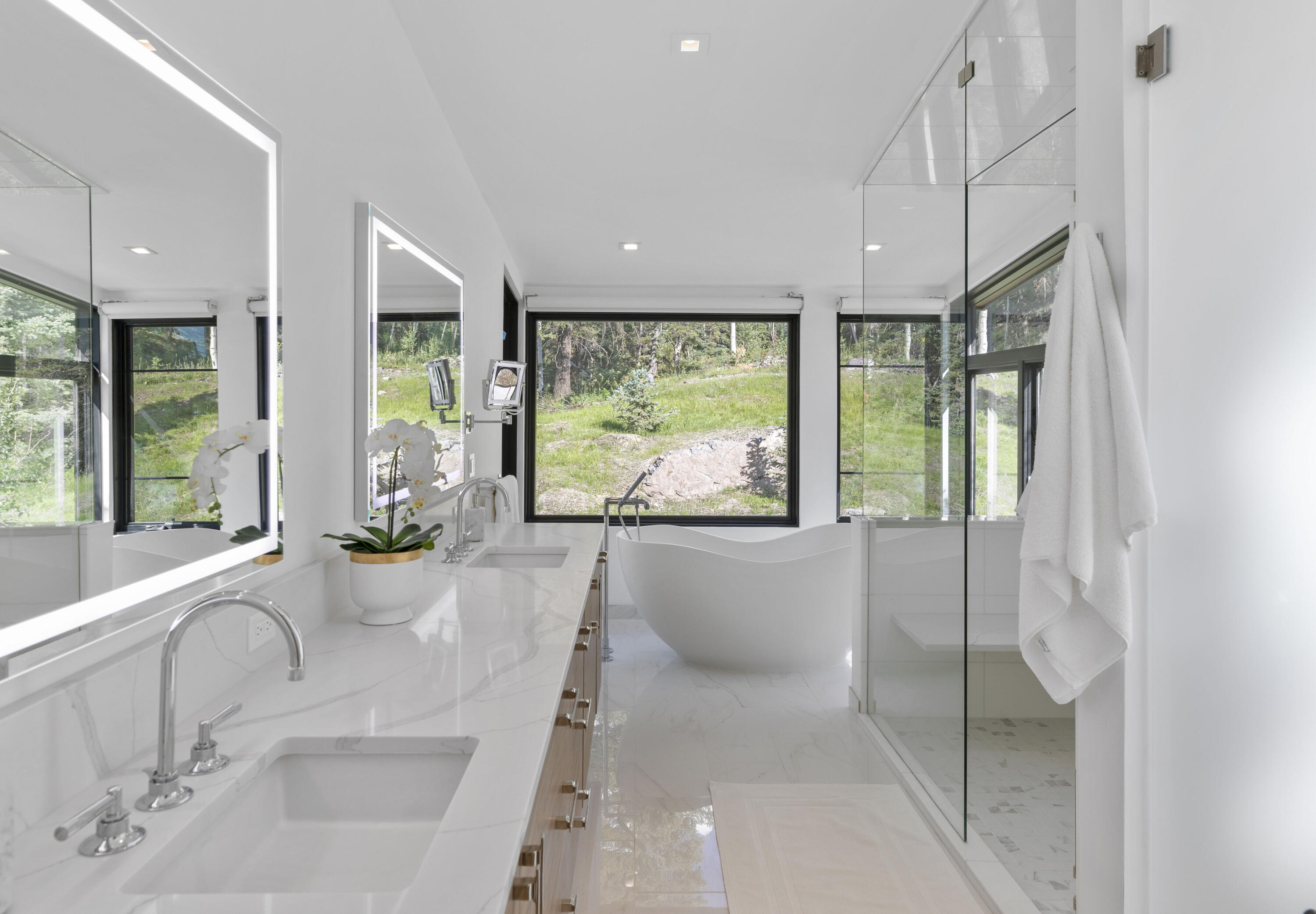 110 Lawson Overlook