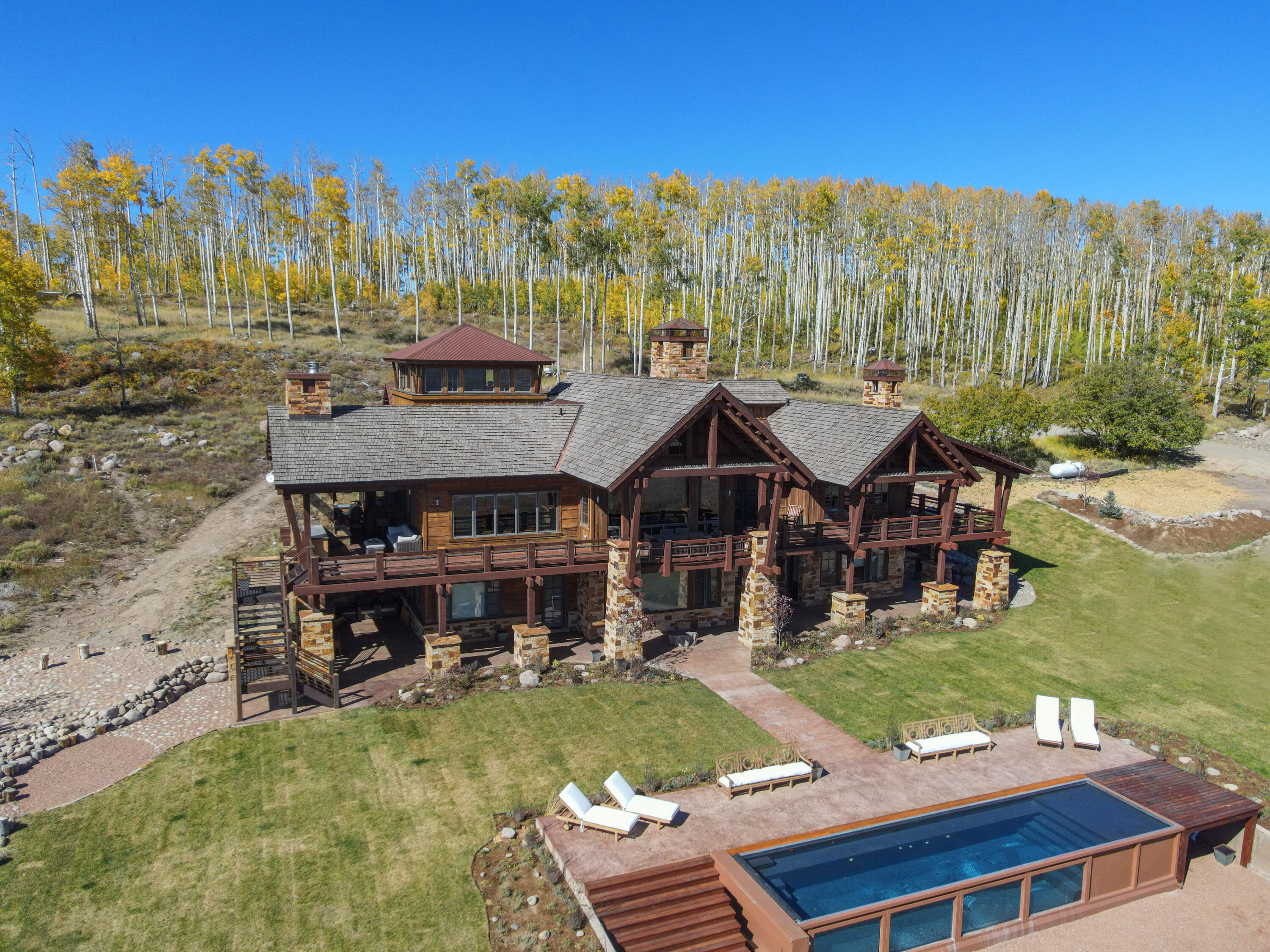 814 Hull Ridge Road