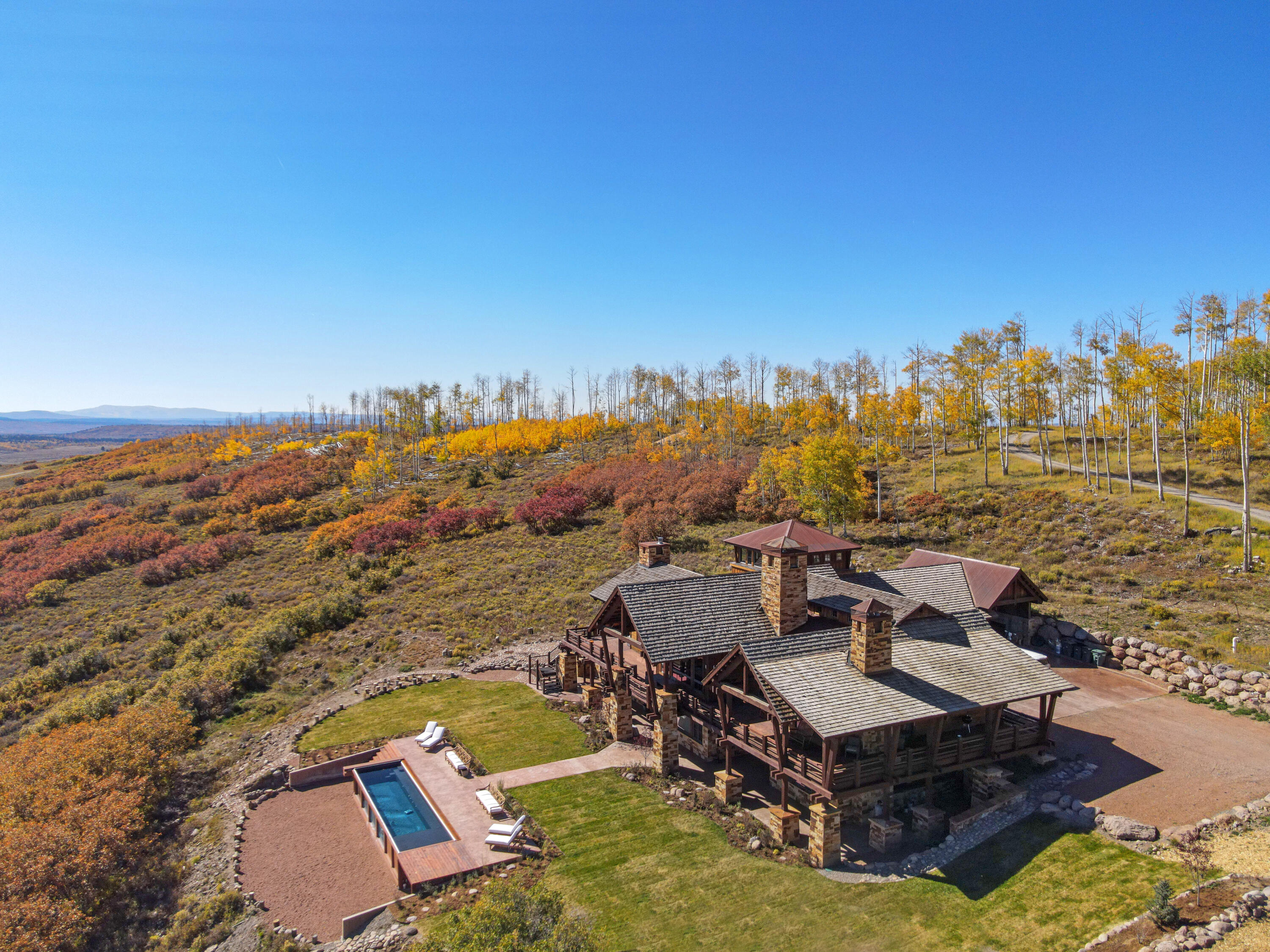 814 Hull Ridge Road