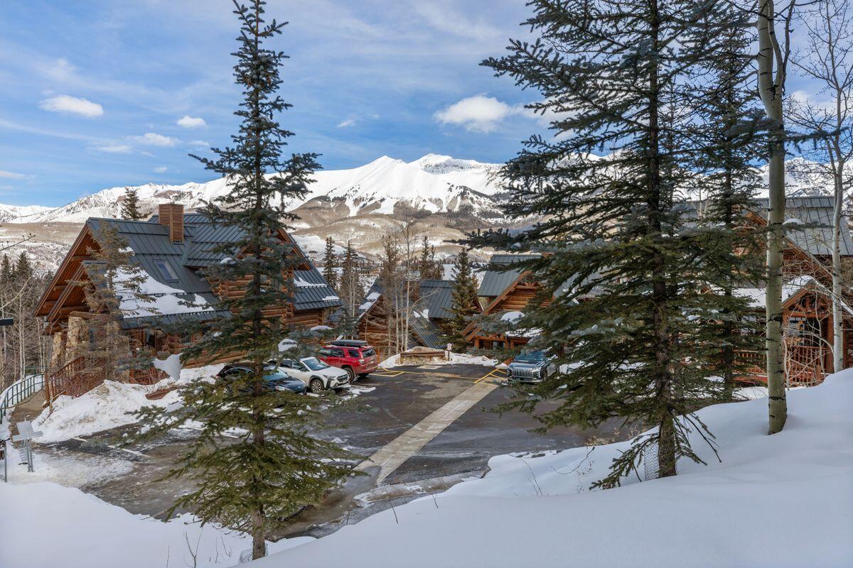 457 Mountain Village Boulevard