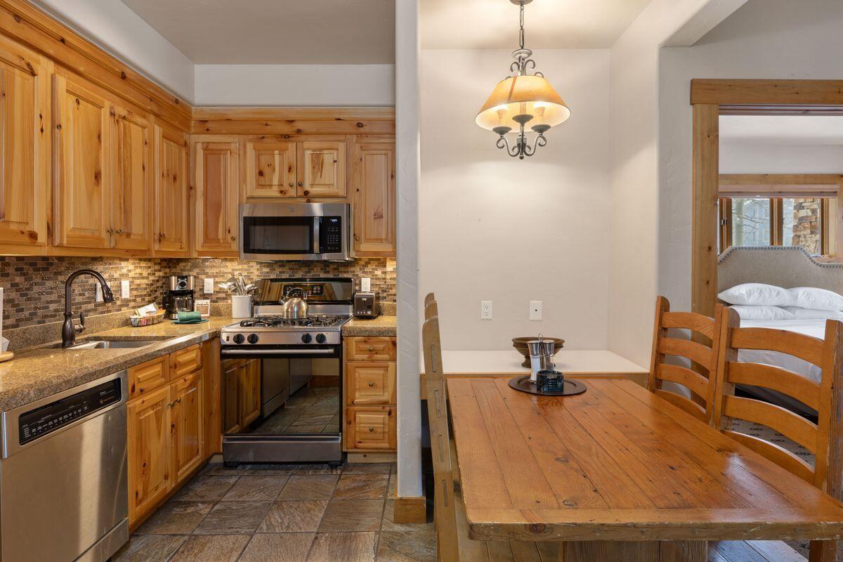 457 Mountain Village Boulevard